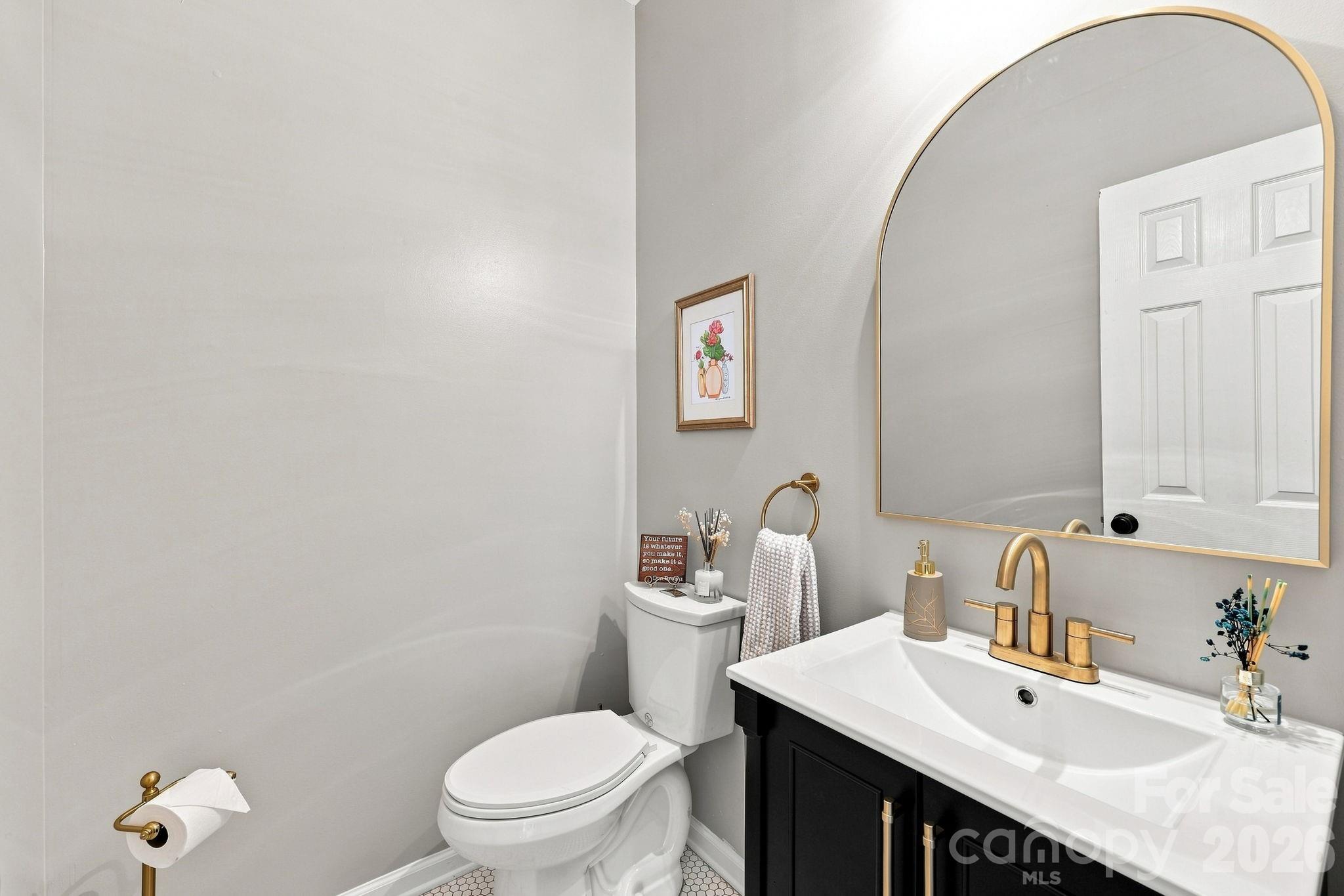 16215 Hollingbourne Road — Huntersville