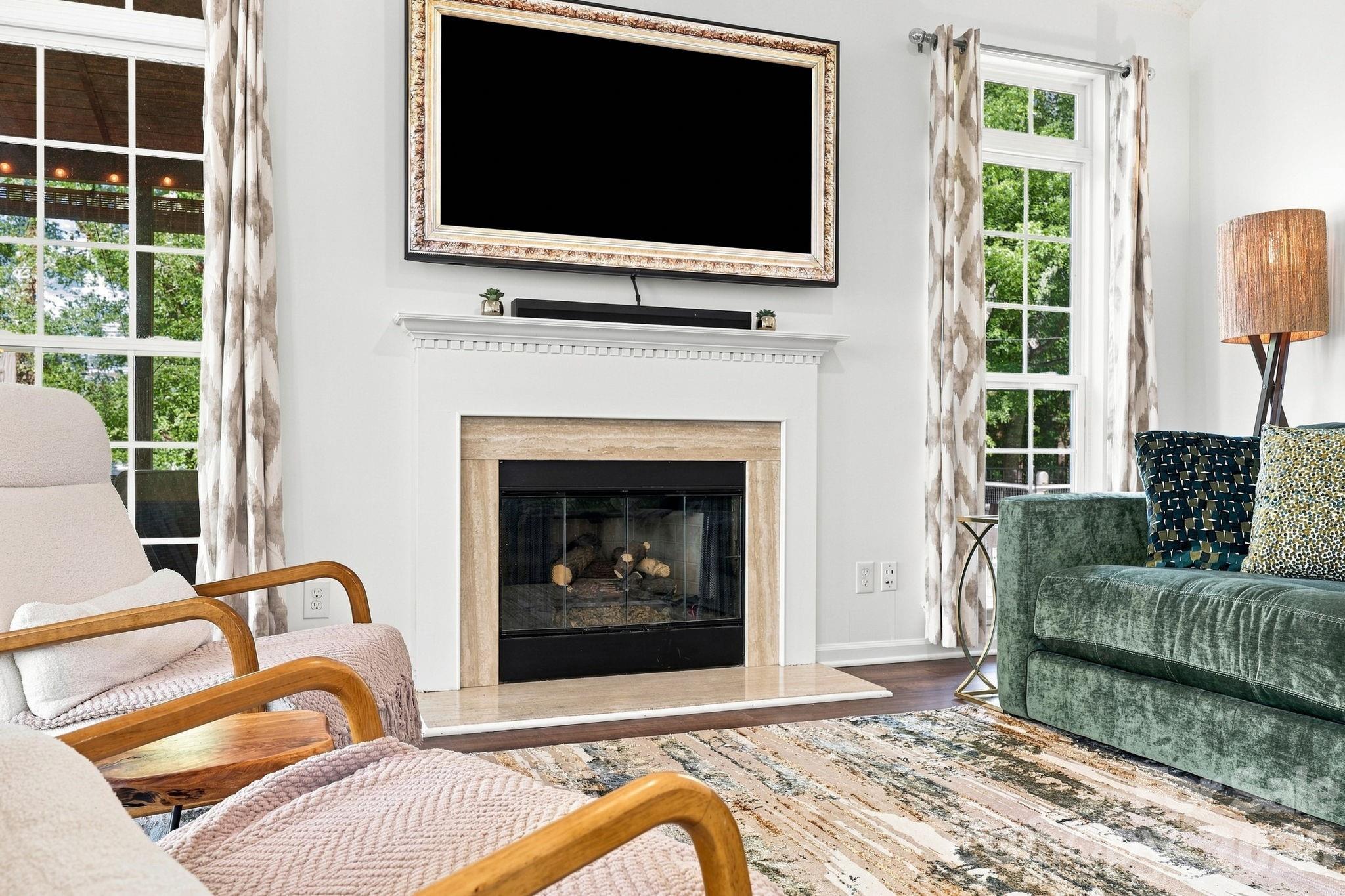 16215 Hollingbourne Road — Huntersville
