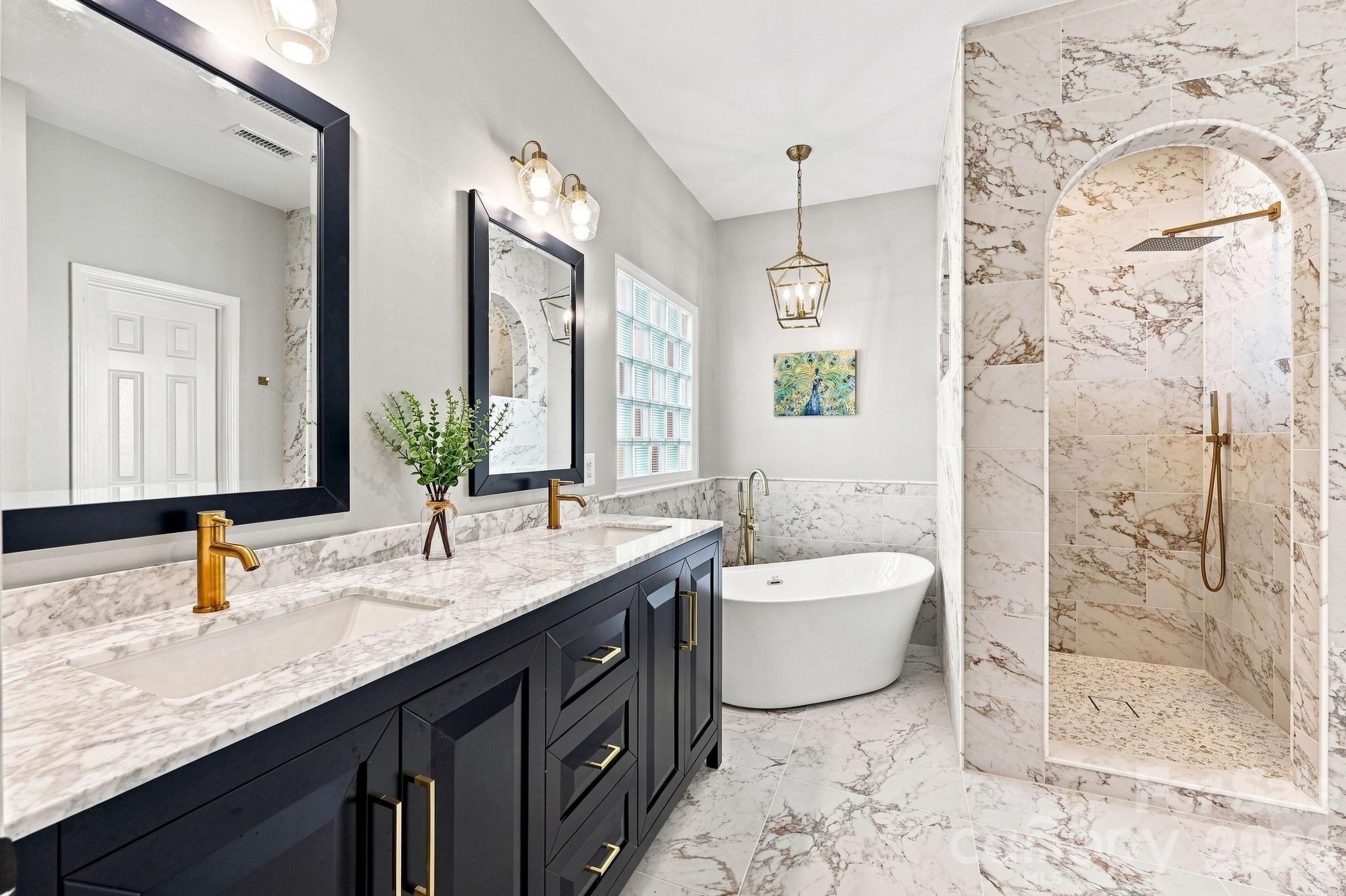 16215 Hollingbourne Road — Huntersville