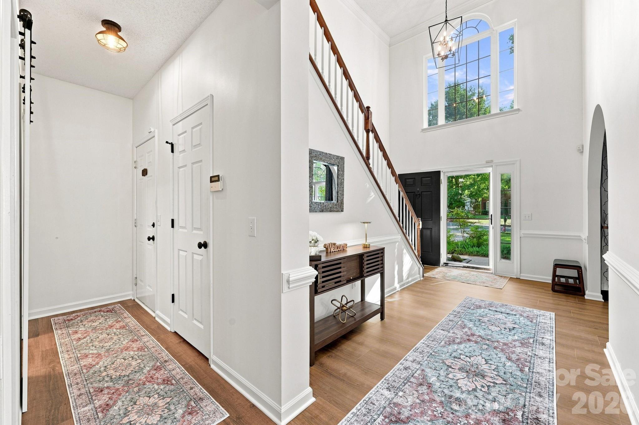 16215 Hollingbourne Road — Huntersville