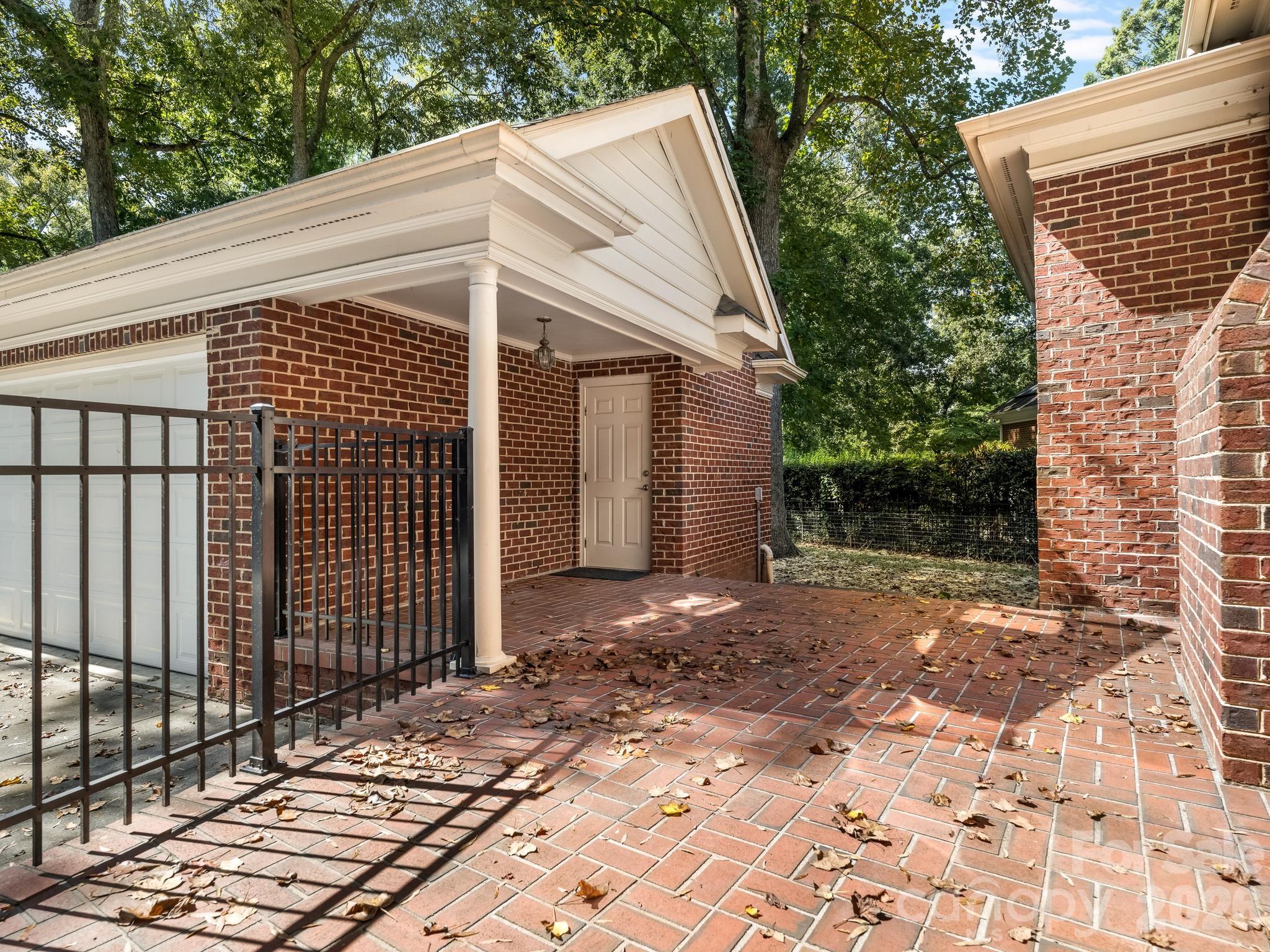1105 Randolph Oaks Court — Charlotte
