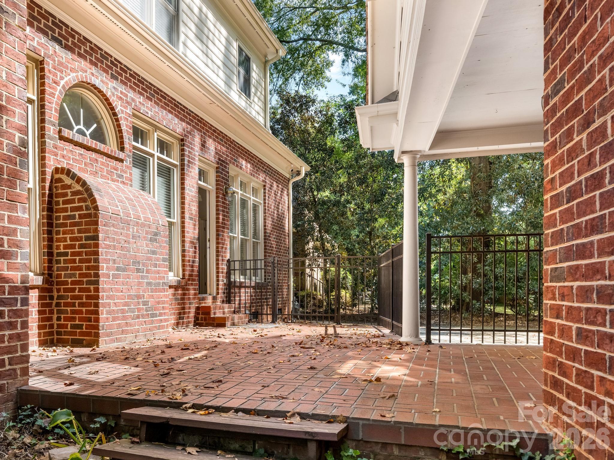 1105 Randolph Oaks Court — Charlotte