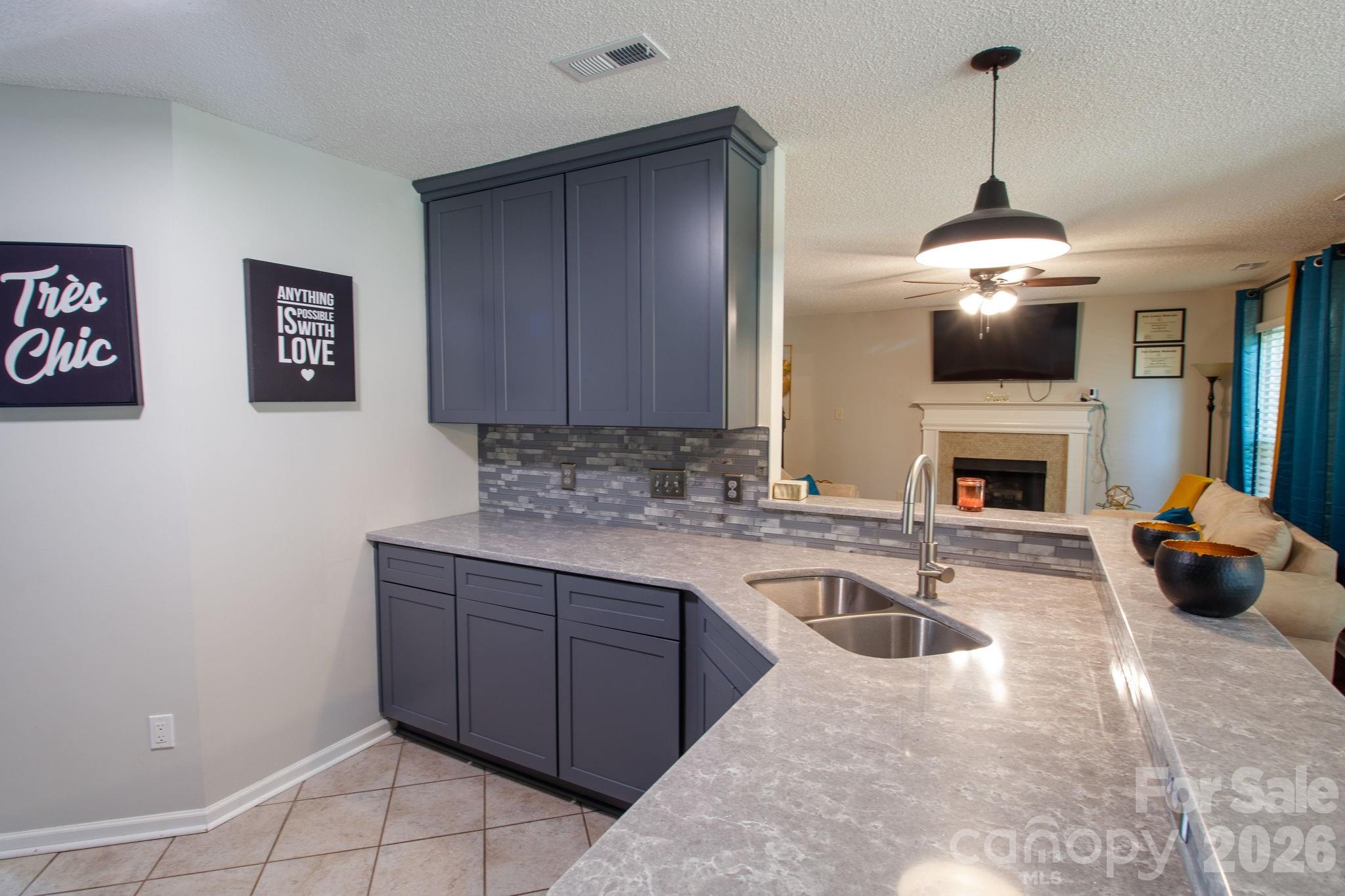 13910 Hatton Cross Drive — Charlotte