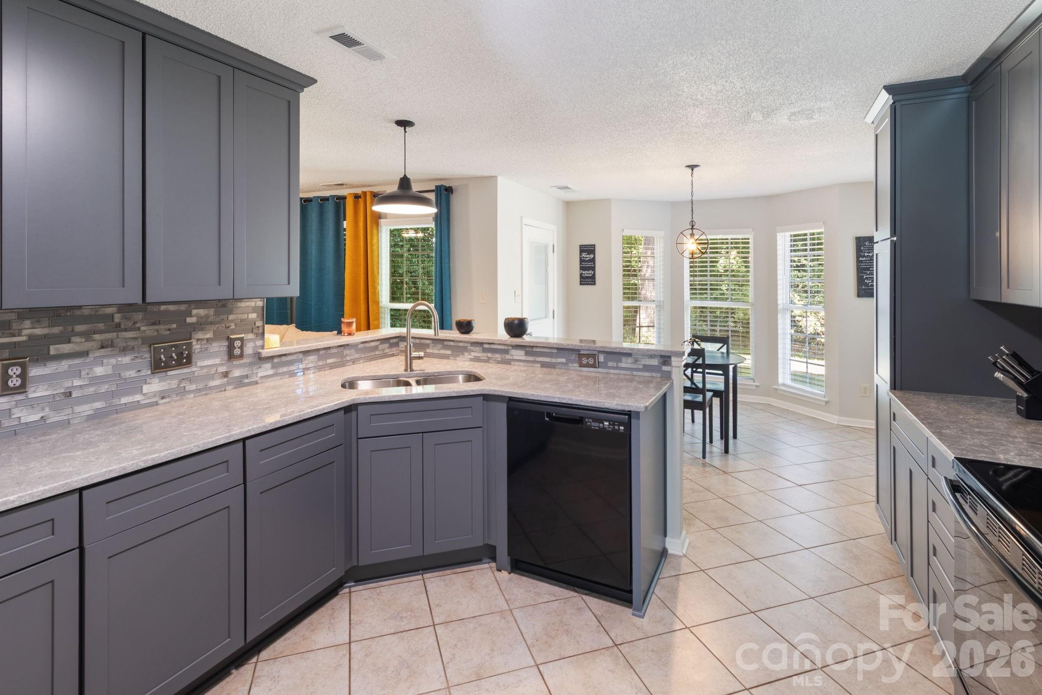 13910 Hatton Cross Drive — Charlotte