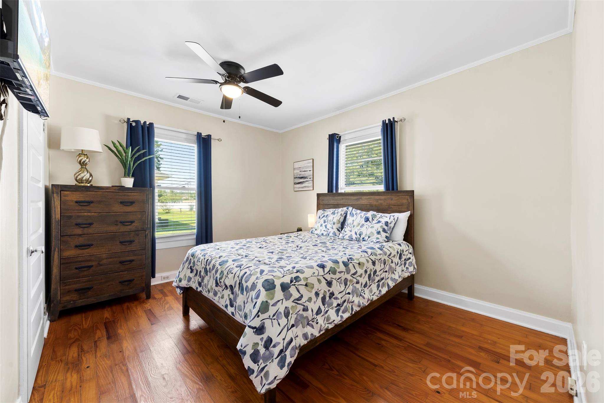 1525 Perfection Avenue — Belmont