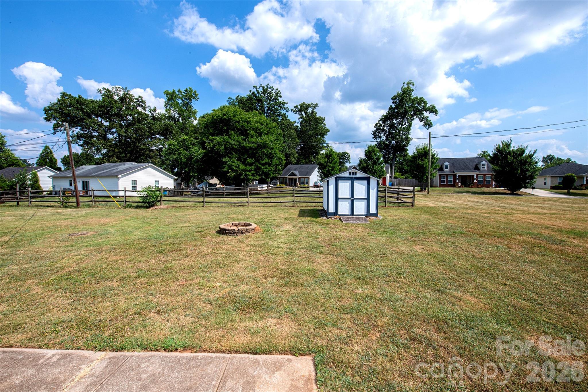 1525 Perfection Avenue — Belmont