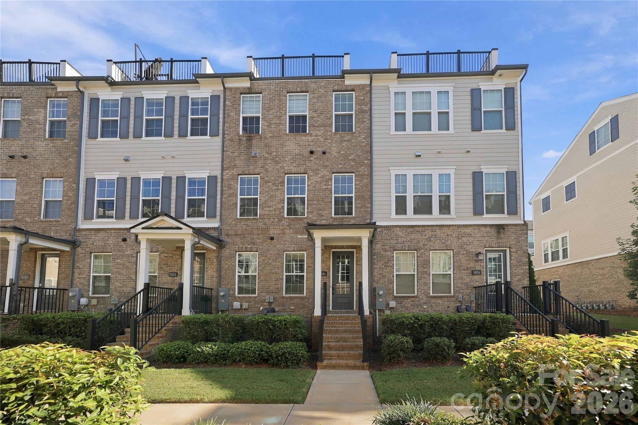 5026 Harrowsmith Lane — Charlotte