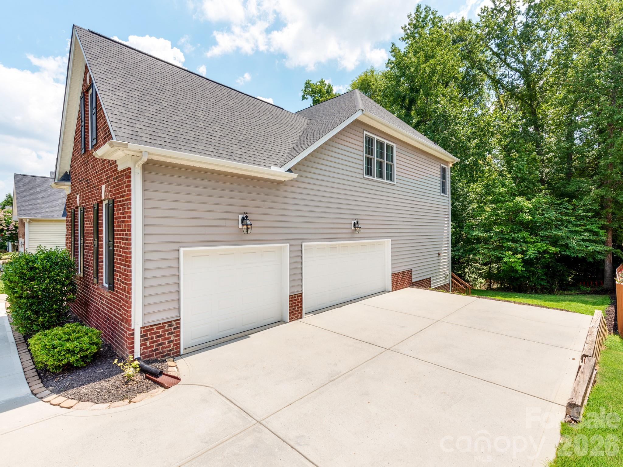 10145 Stewarton Lane NW — Charlotte