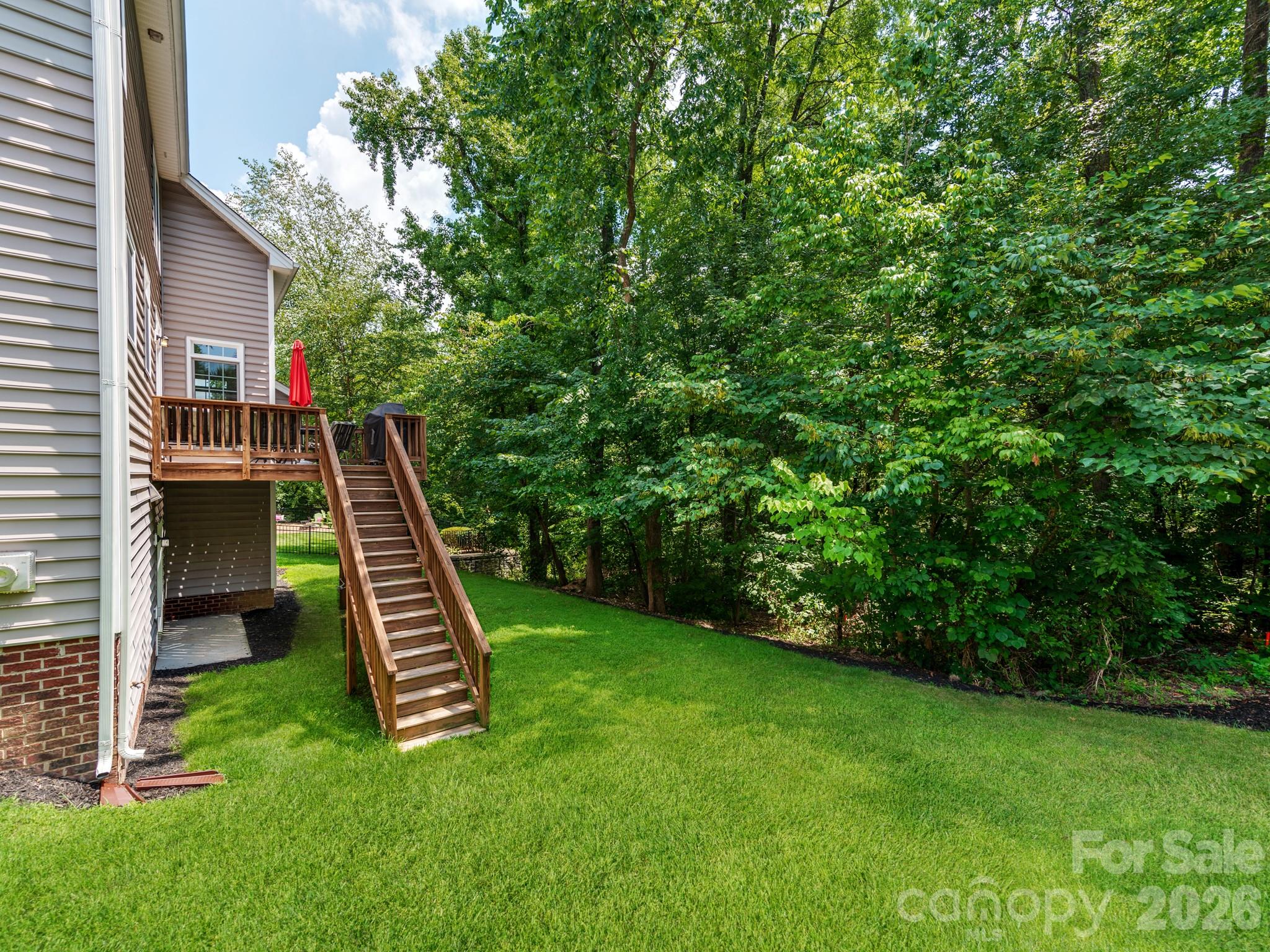 10145 Stewarton Lane NW — Charlotte