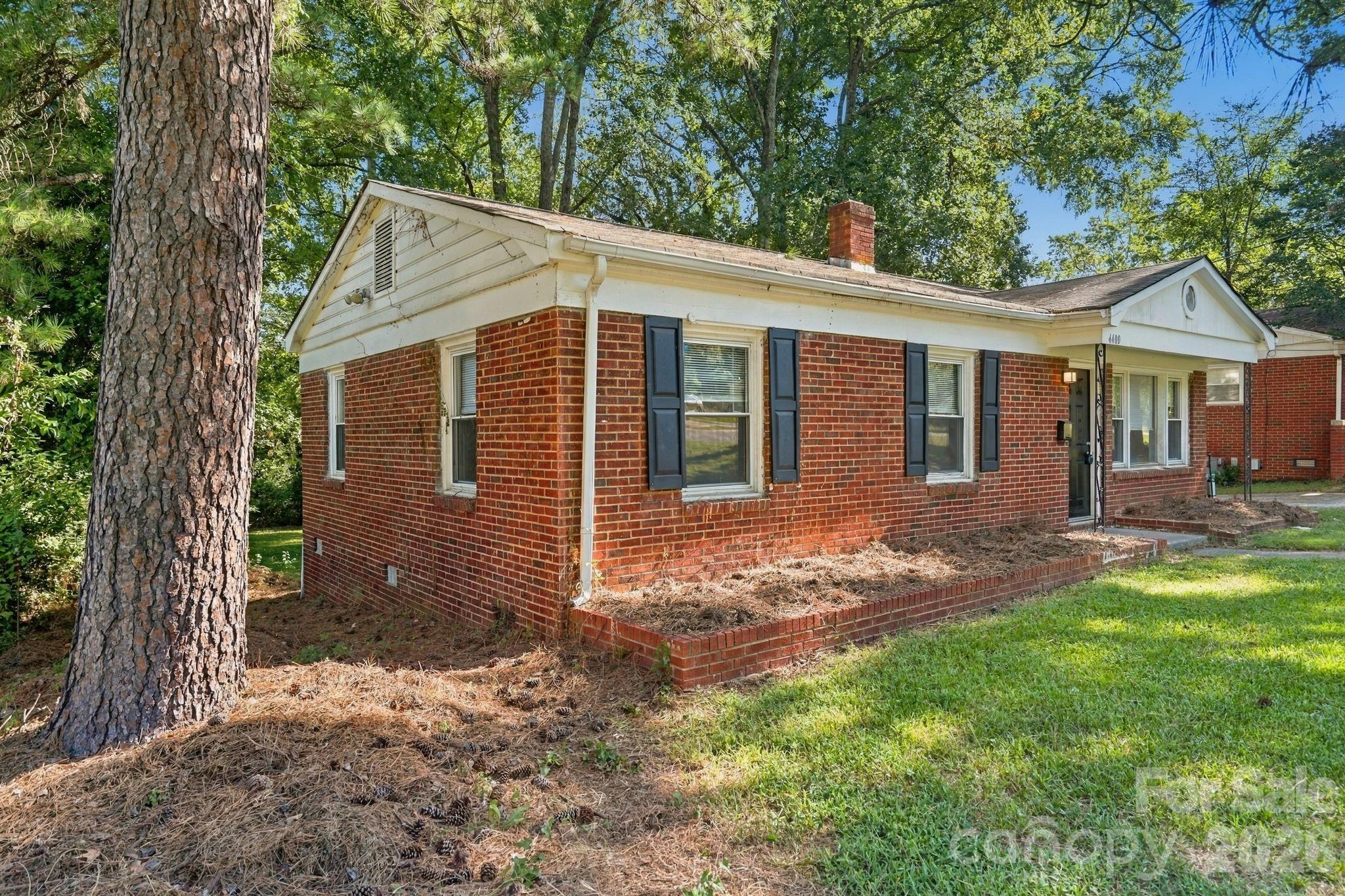 4400 Welling Avenue — Charlotte