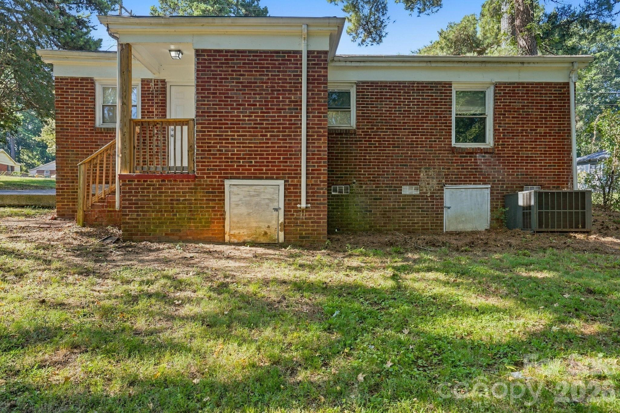4400 Welling Avenue — Charlotte