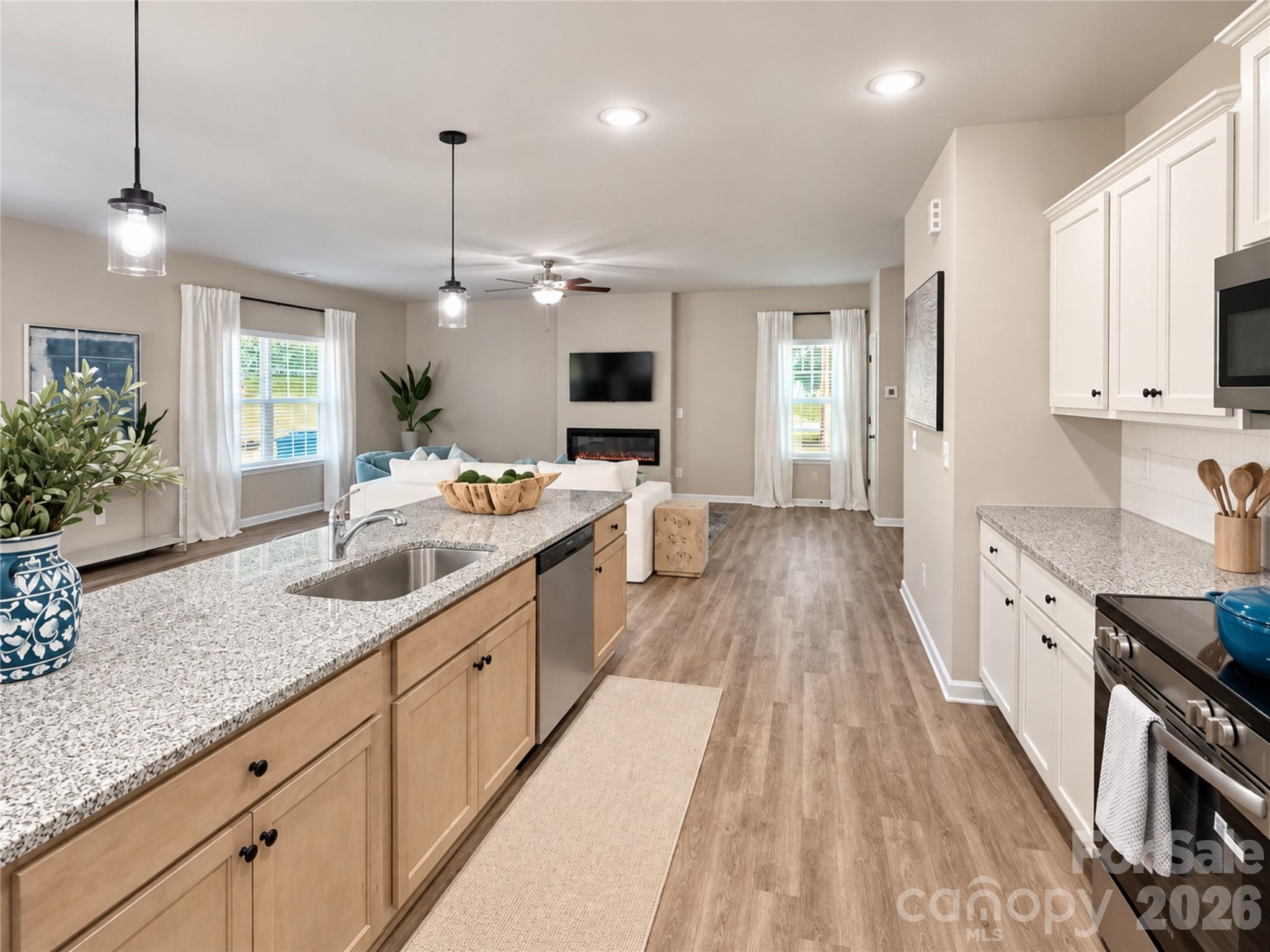 2220 Dardan Woods Drive — Charlotte