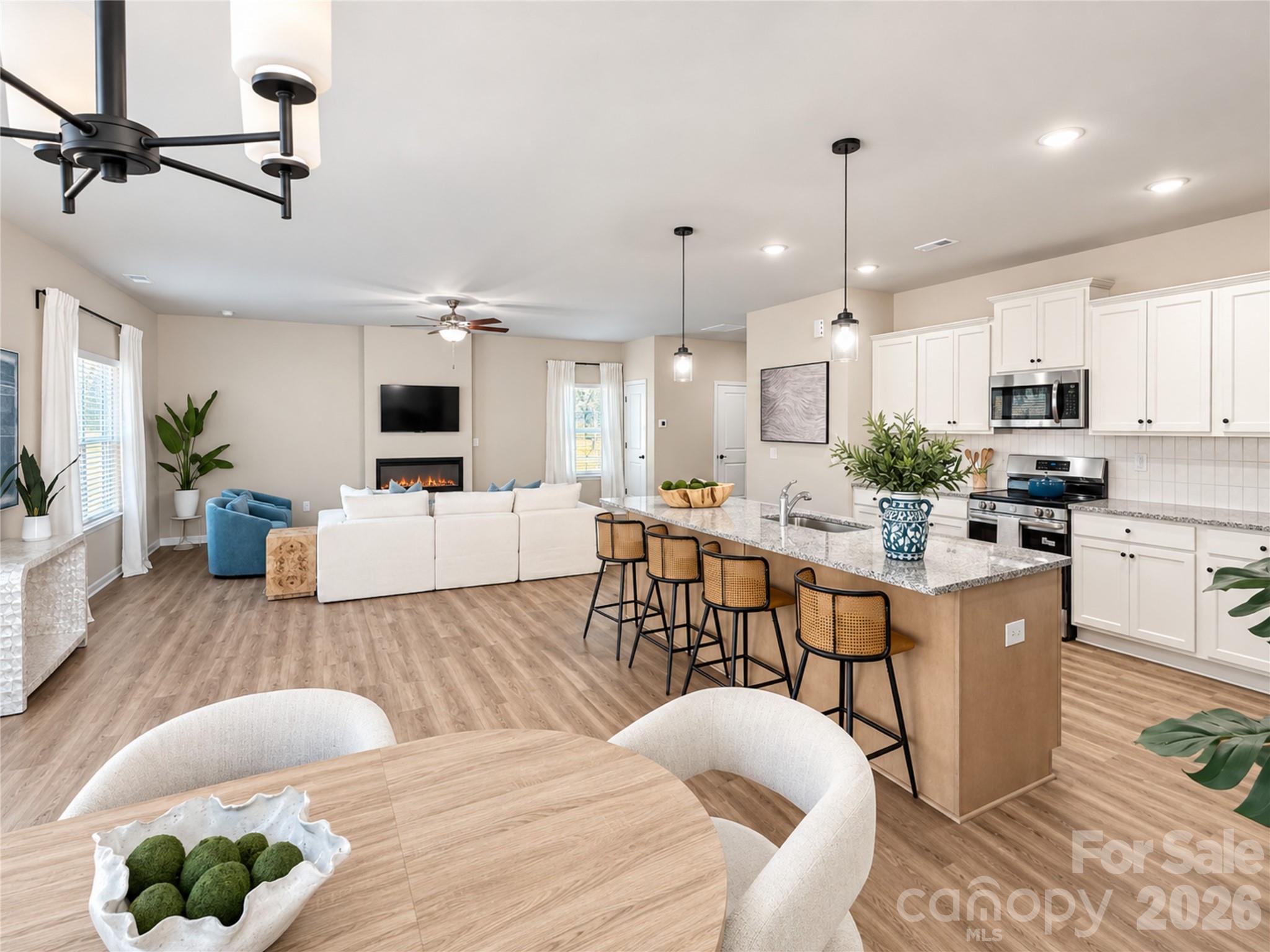 2220 Dardan Woods Drive — Charlotte