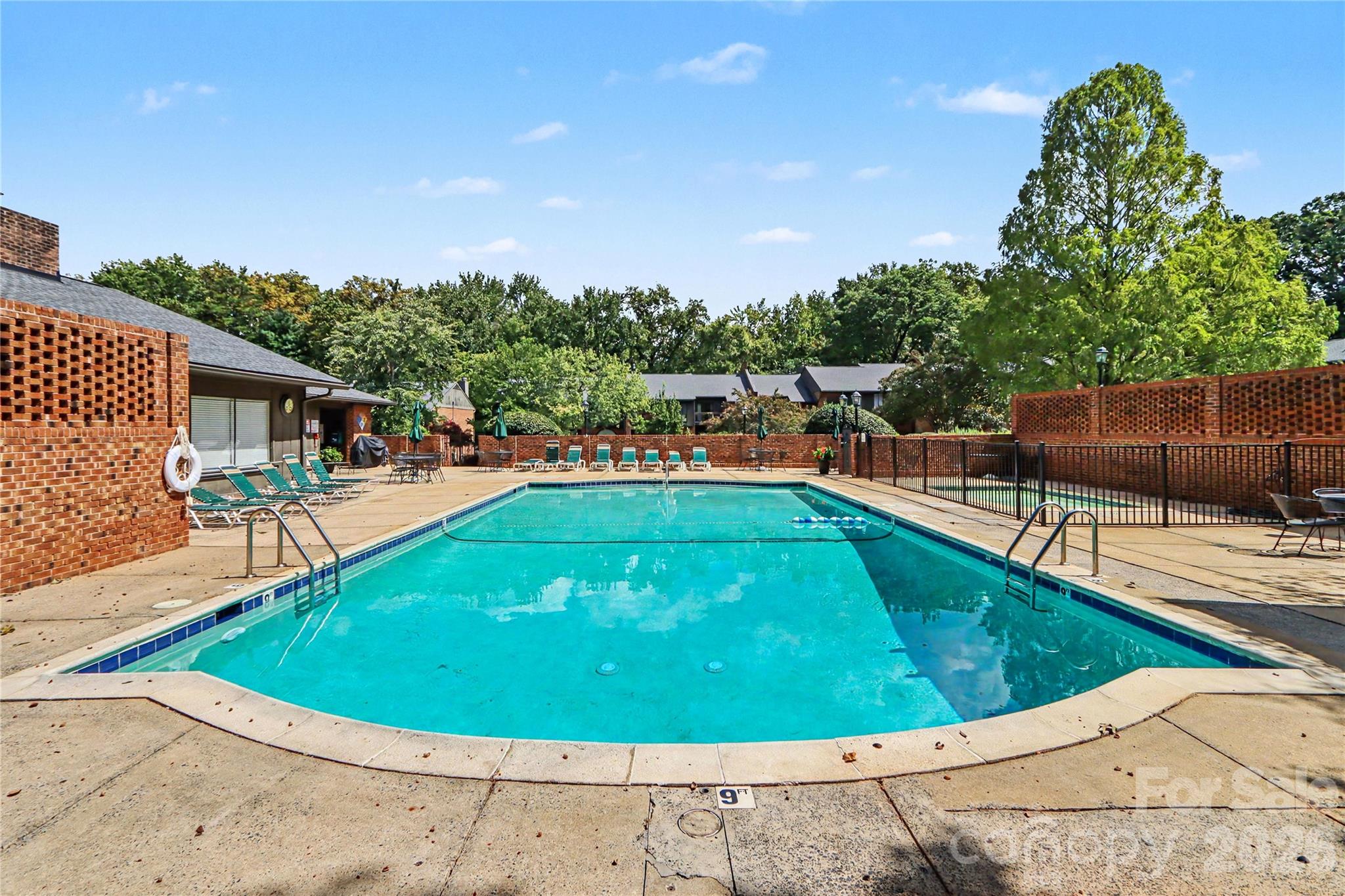 5811 Sharon Road #C — Charlotte