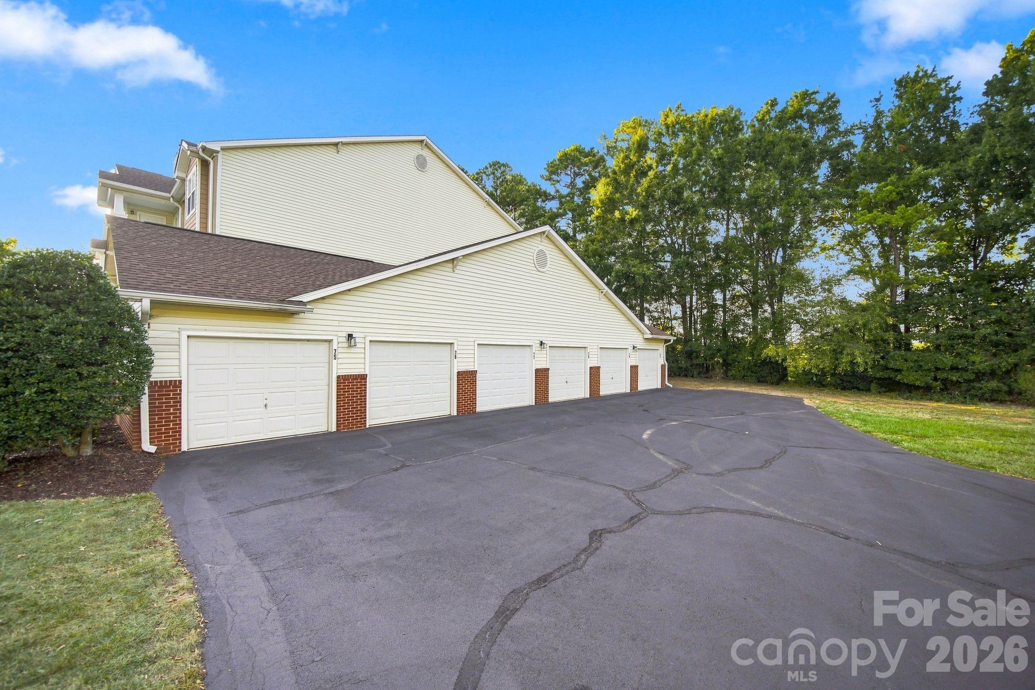 16316 Redstone Mountain Lane — Charlotte