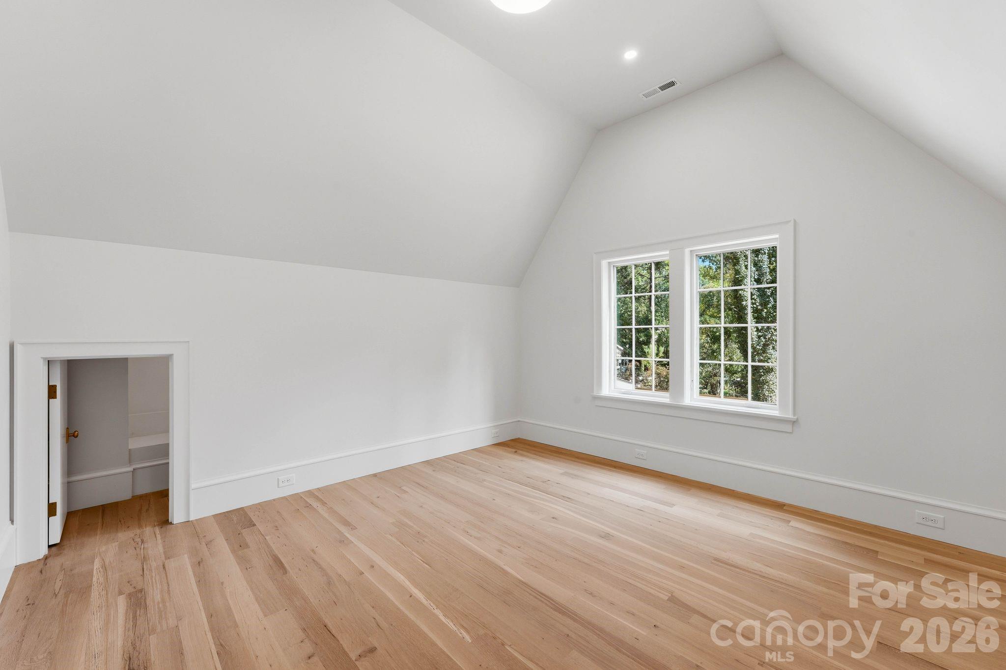 110 Hunter Lane — Charlotte