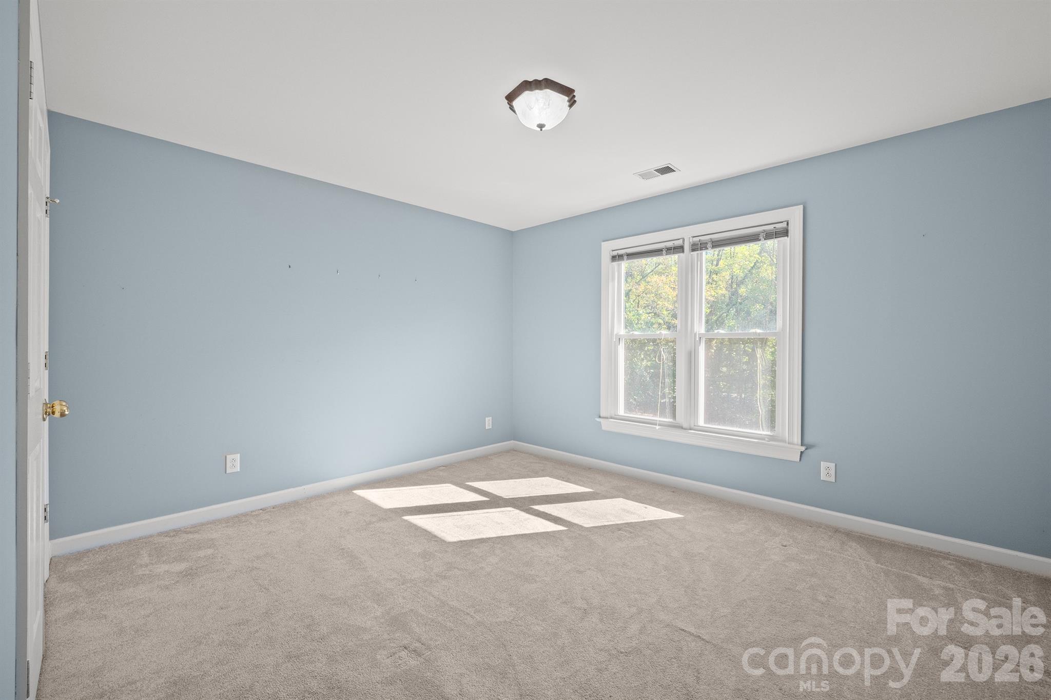 13618 Willow Breeze Lane — Huntersville