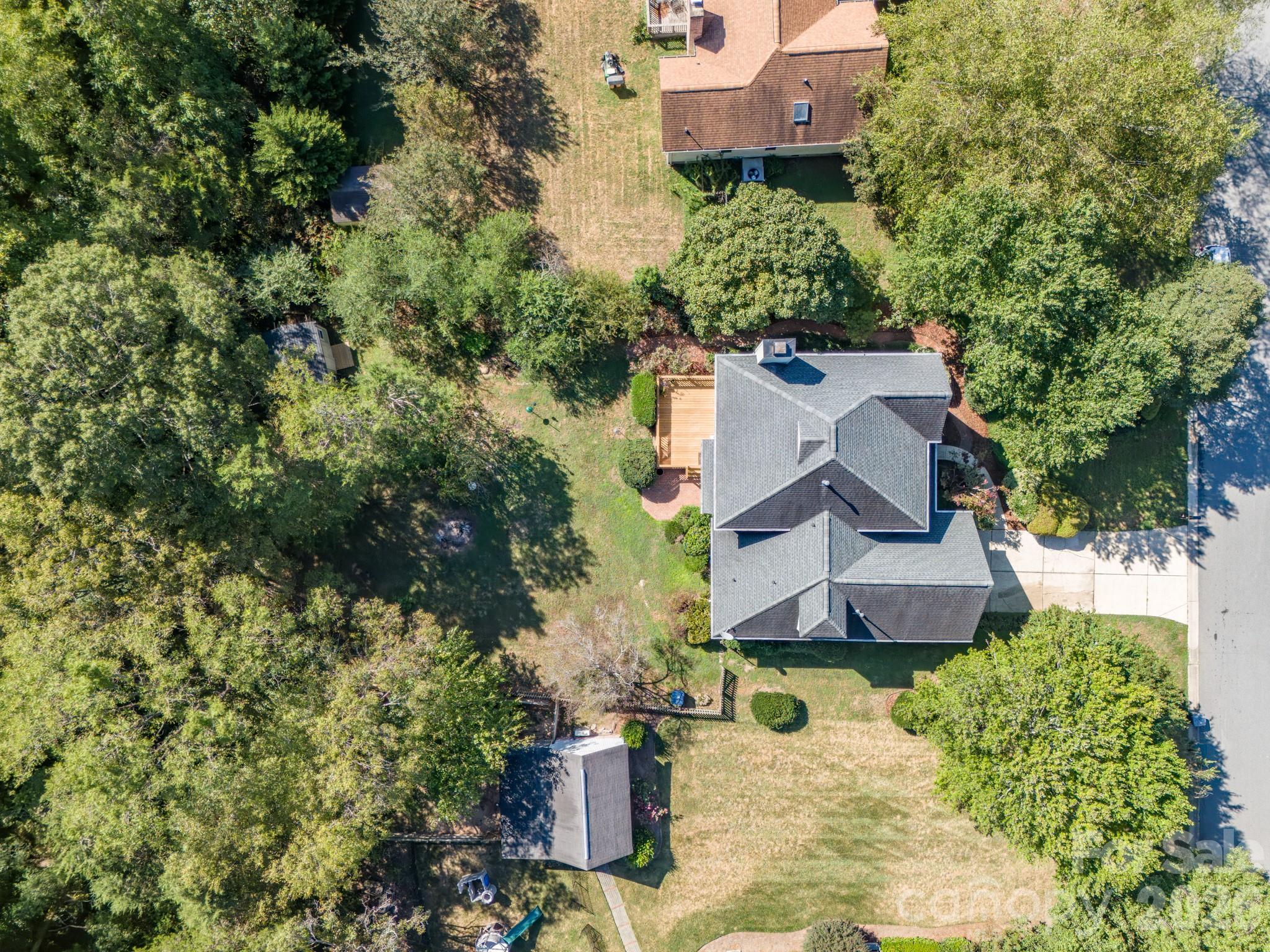 13618 Willow Breeze Lane — Huntersville