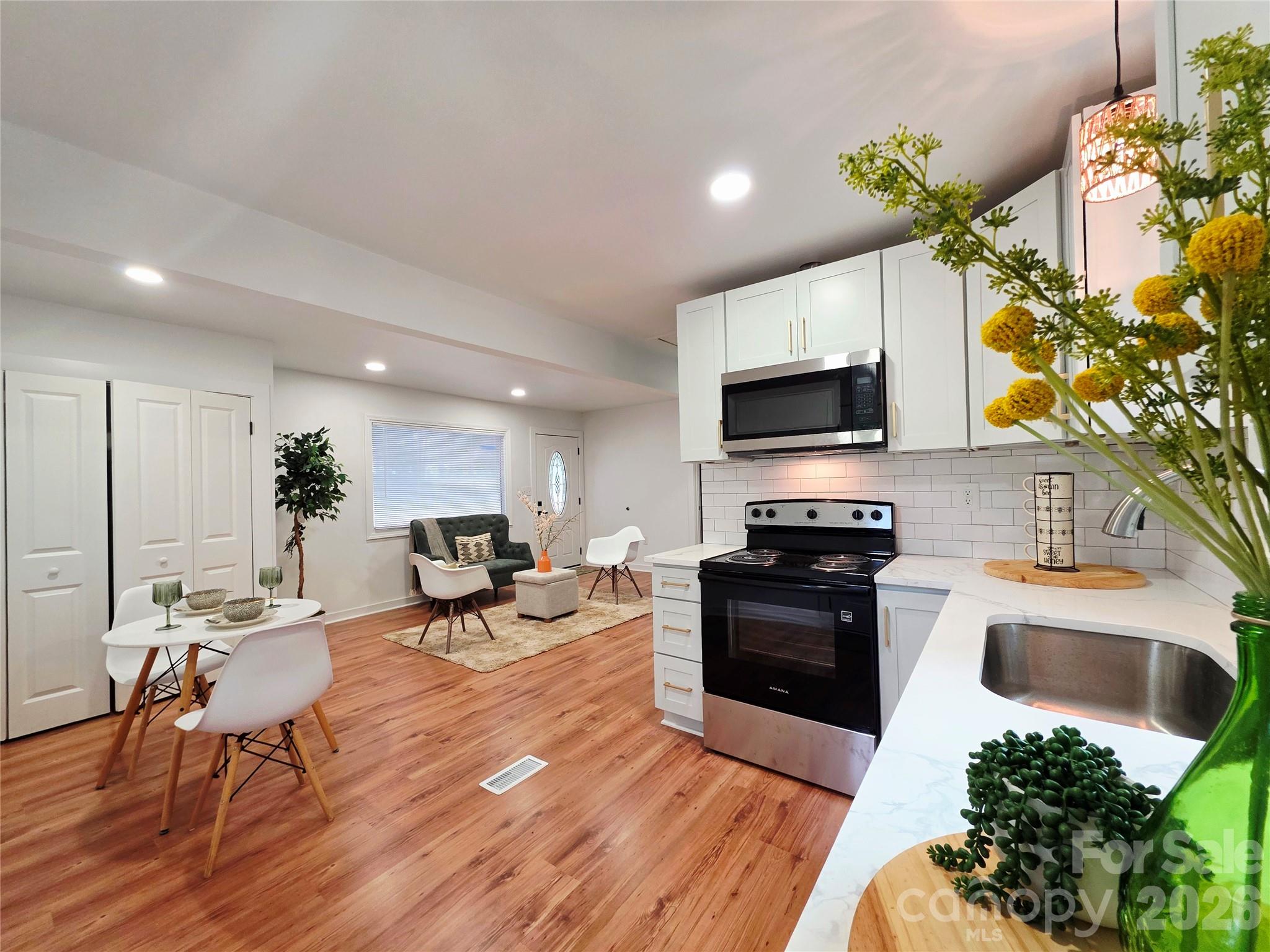 345 EPPS Road — Fort Mill