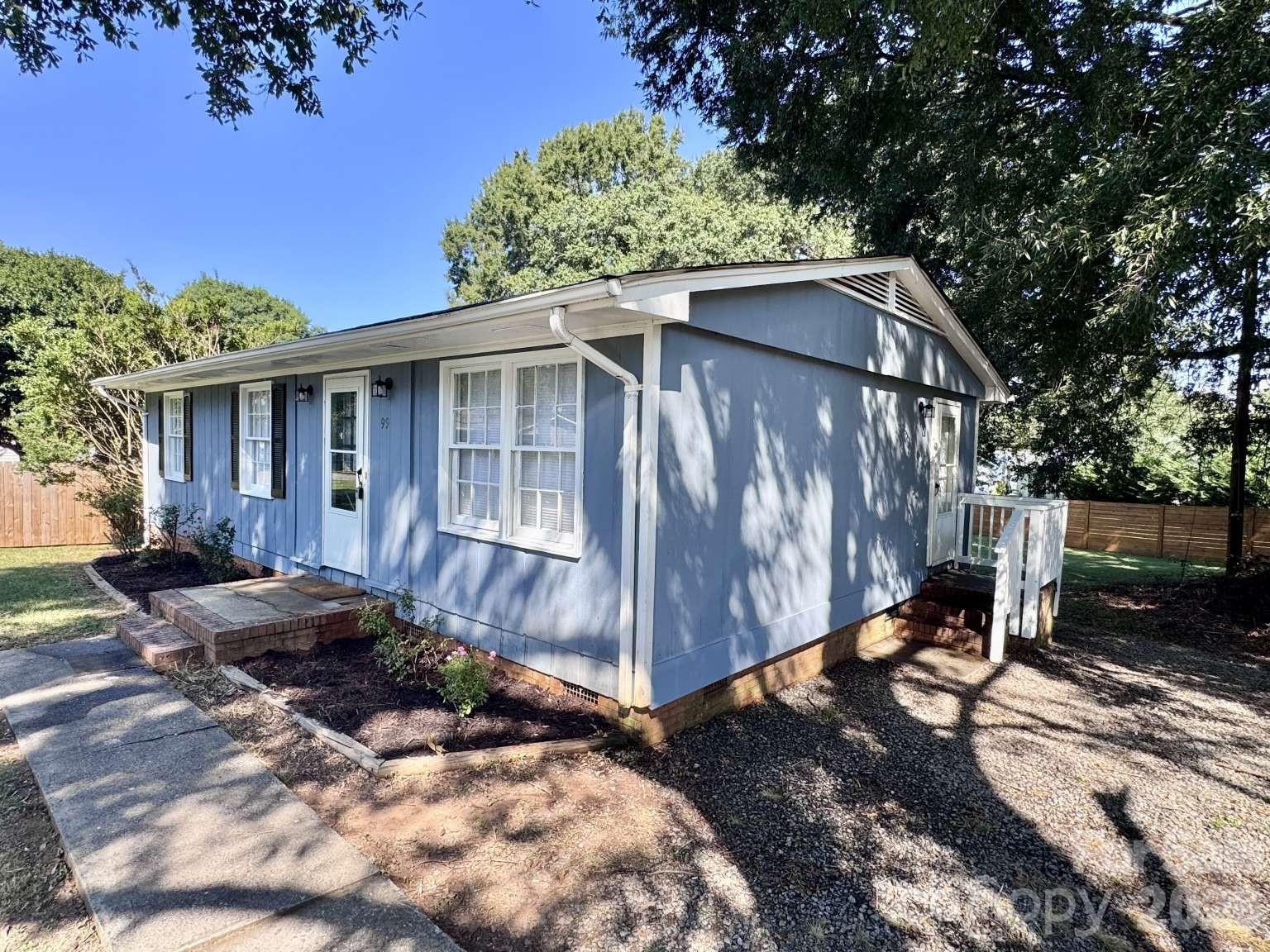 99 N Mcginnis Place — Mount Holly