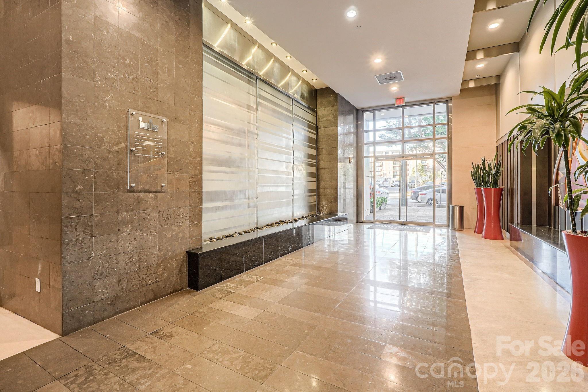 333 W Trade Street W #708 — Charlotte