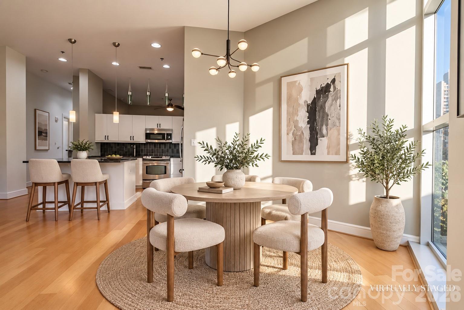 333 W Trade Street W #708 — Charlotte