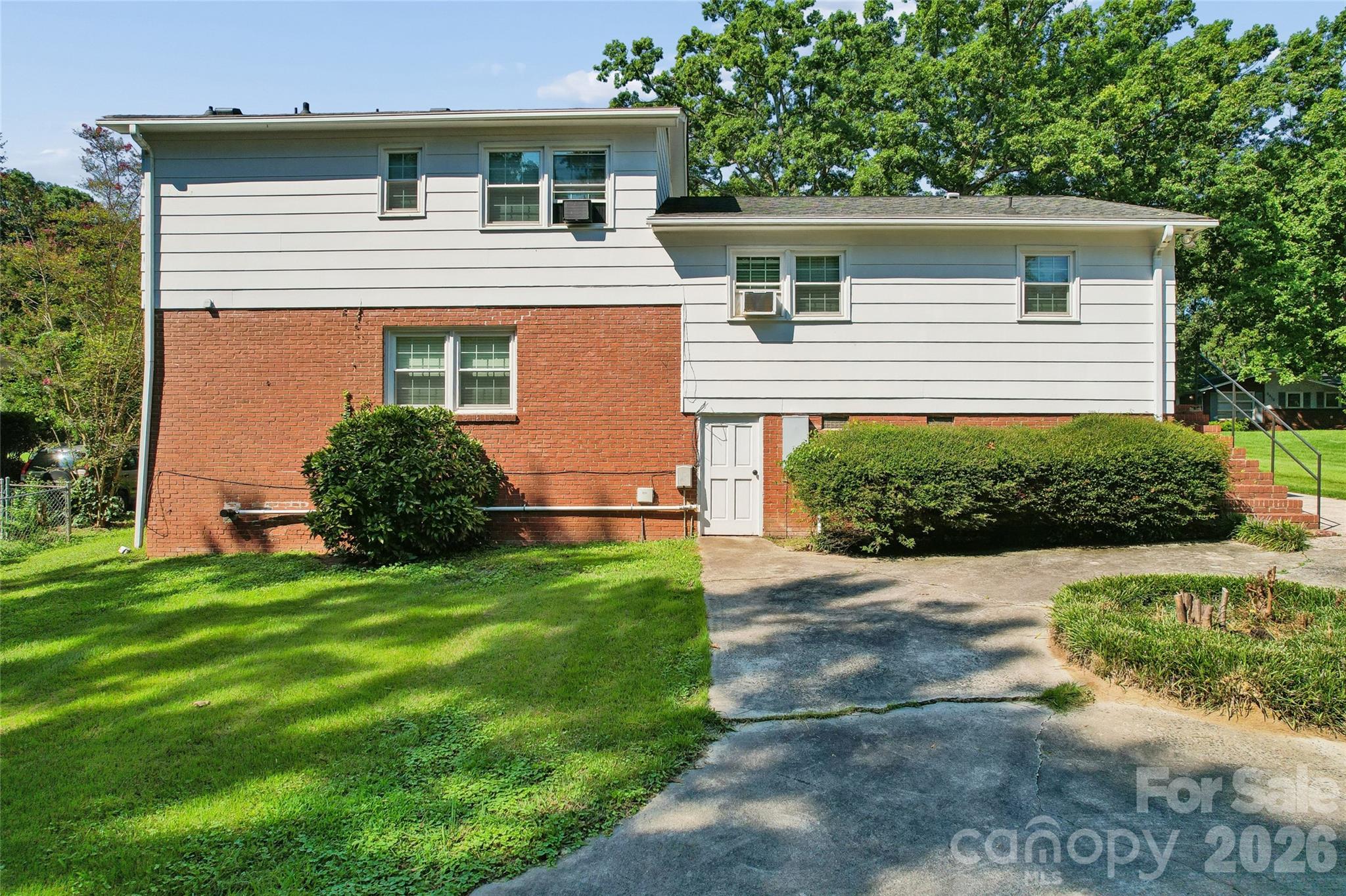 6408 Spring Garden Lane — Charlotte