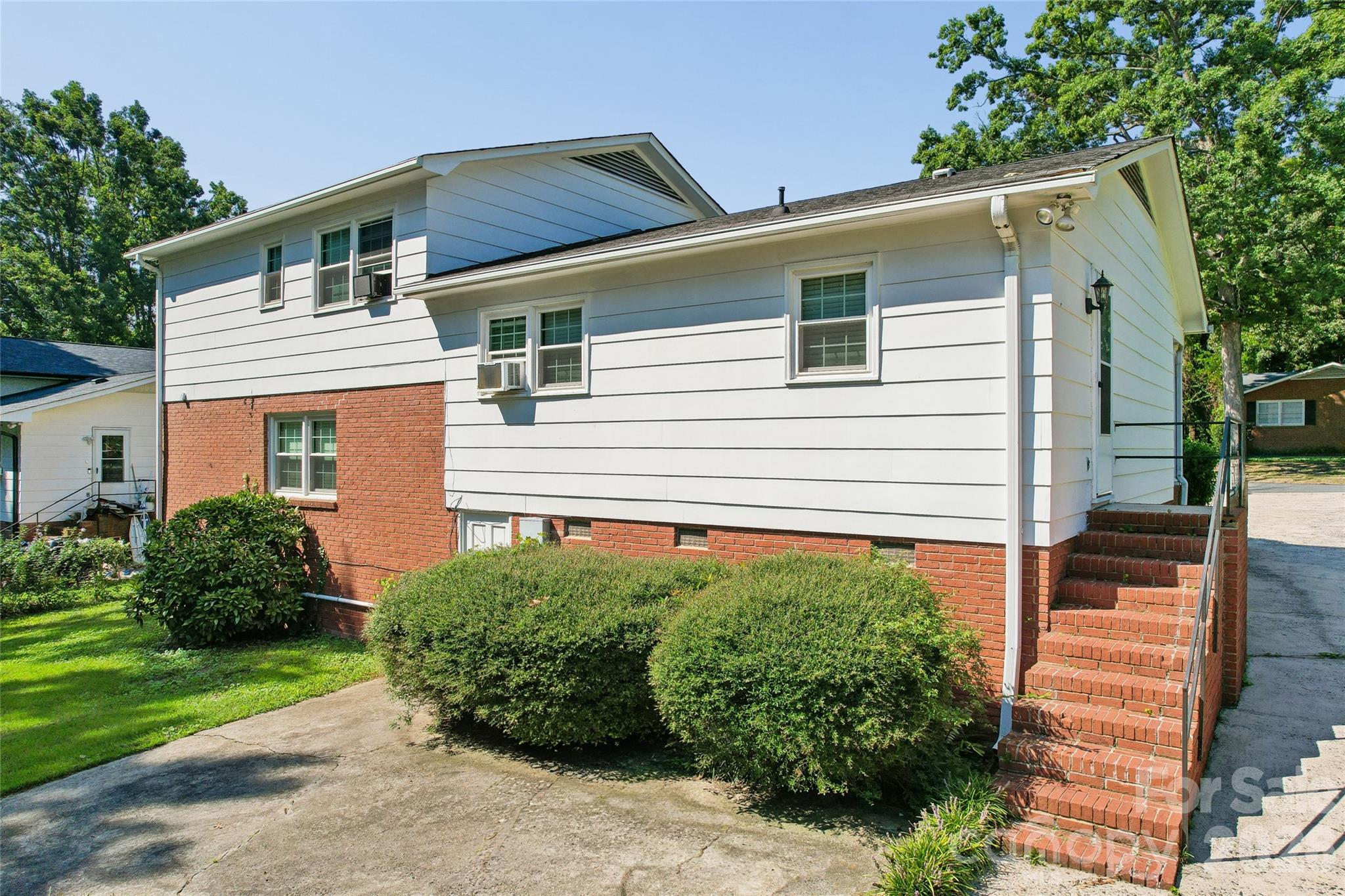 6408 Spring Garden Lane — Charlotte