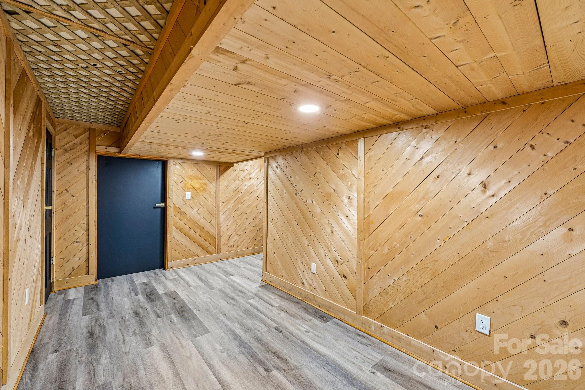 4908 Zephyr Lane — Charlotte
