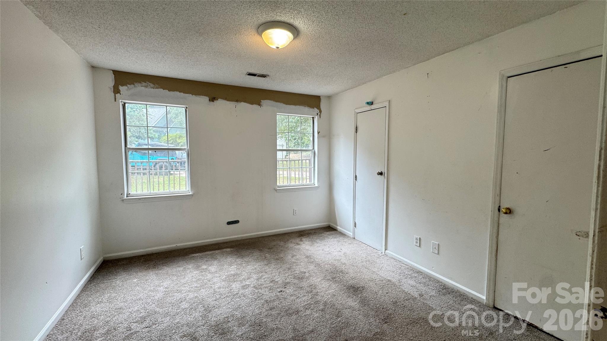 10121 Brawley Lane — Charlotte