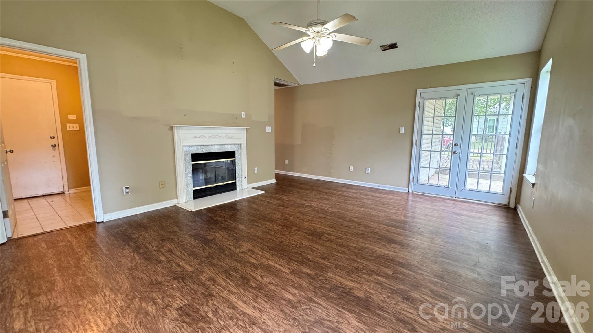 10121 Brawley Lane — Charlotte