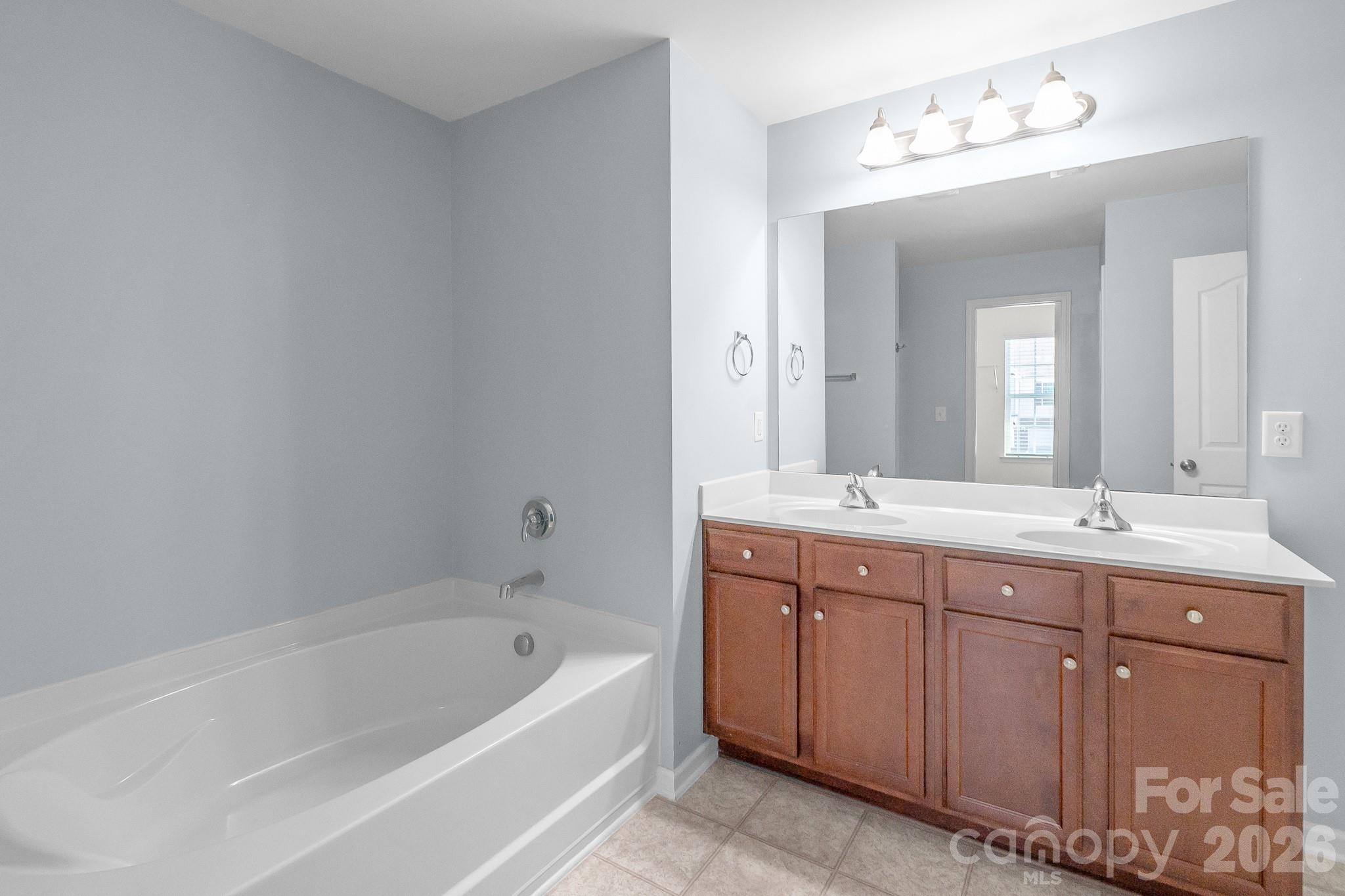 4921 William Caldwell Avenue — Charlotte