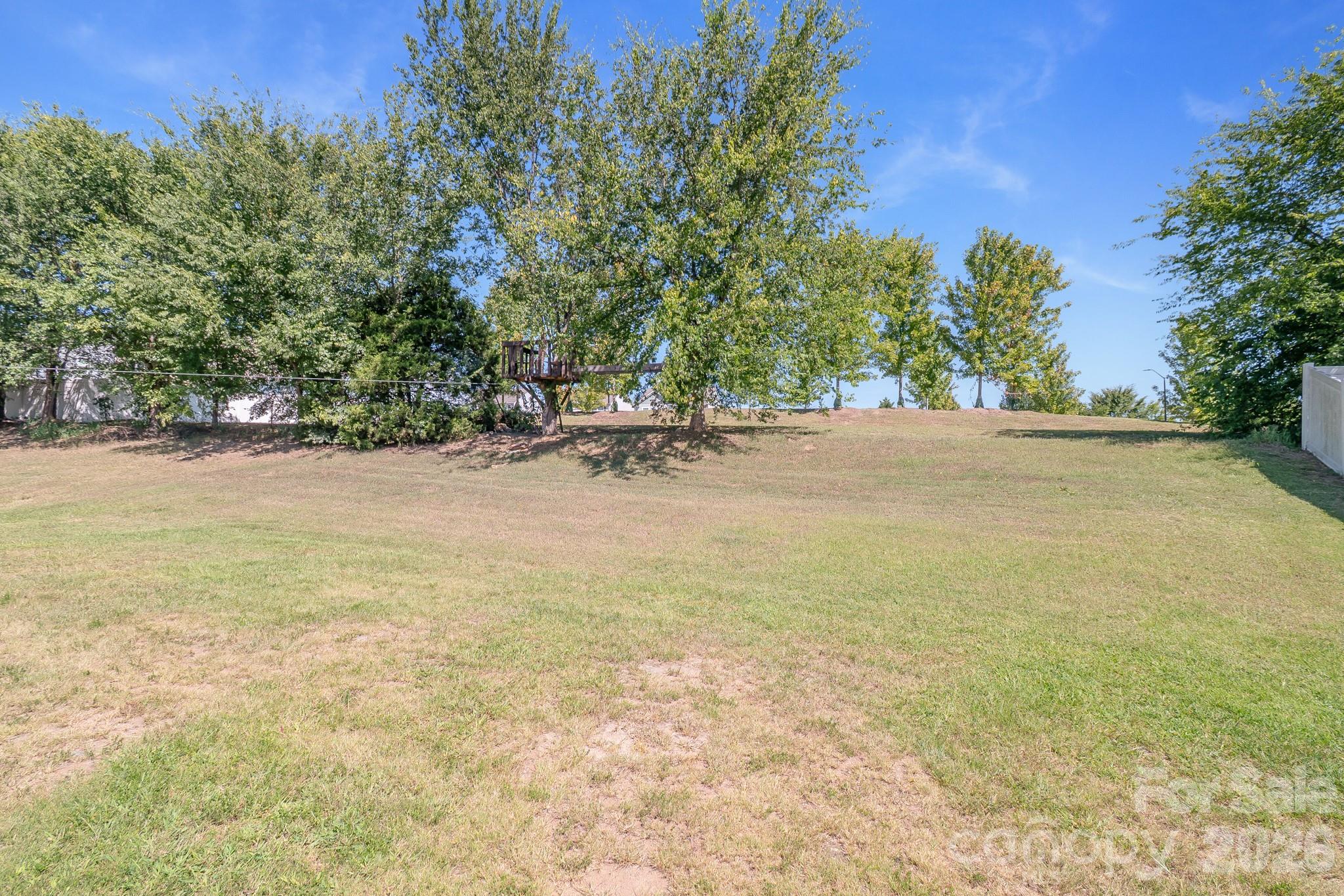 4921 William Caldwell Avenue — Charlotte