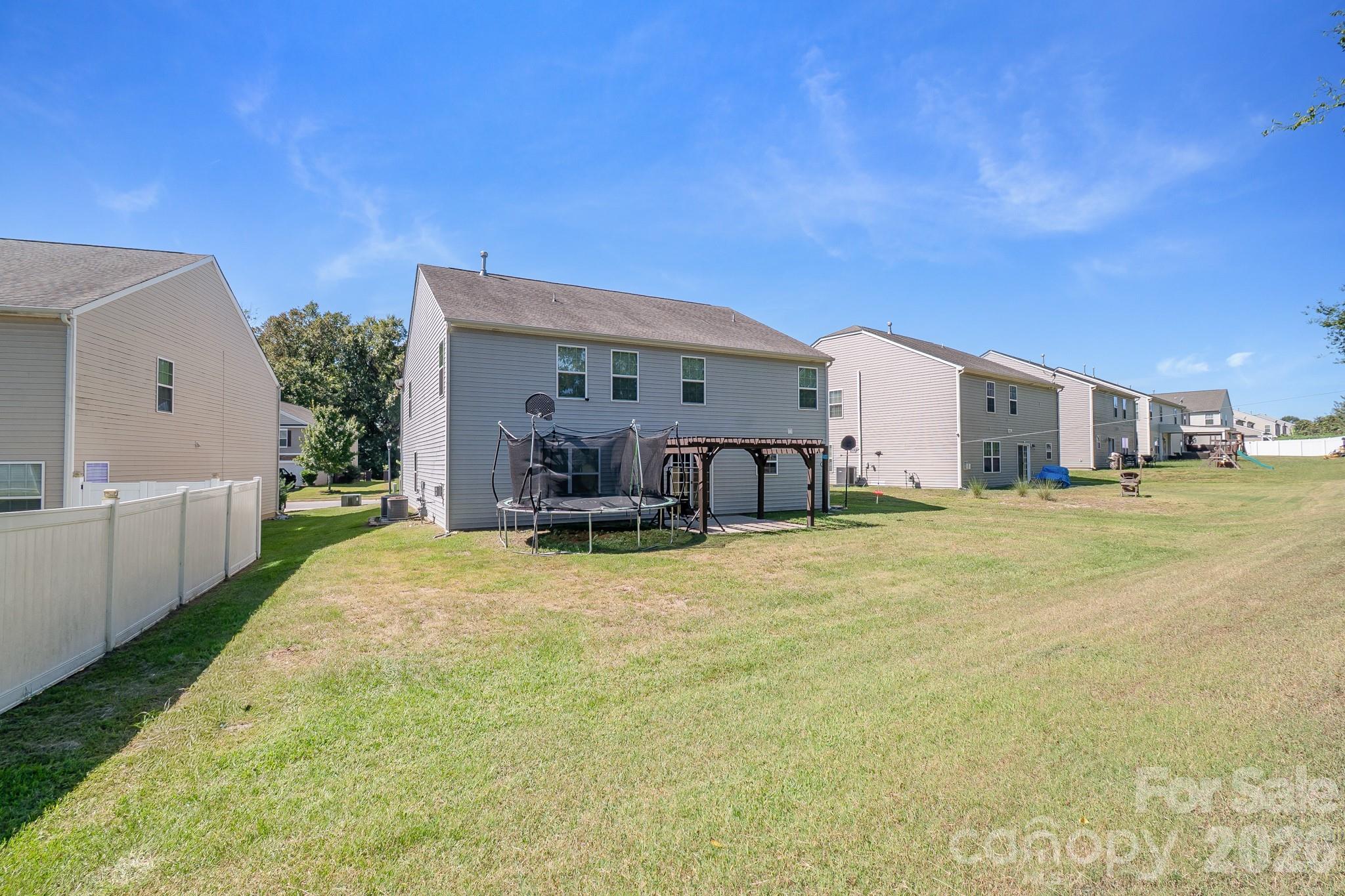 4921 William Caldwell Avenue — Charlotte