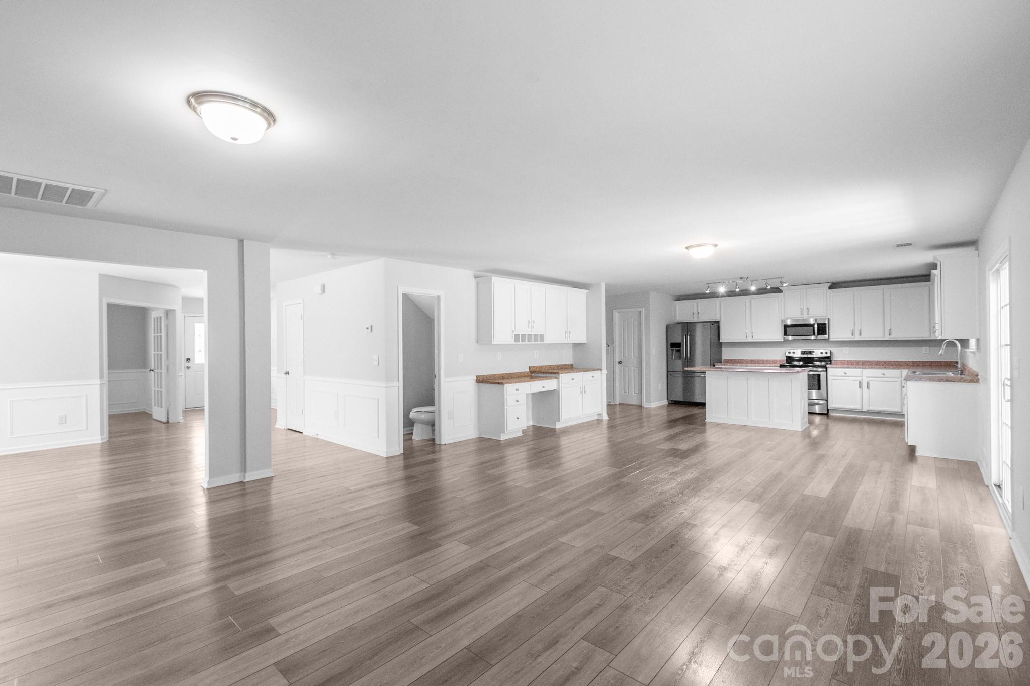 4921 William Caldwell Avenue — Charlotte