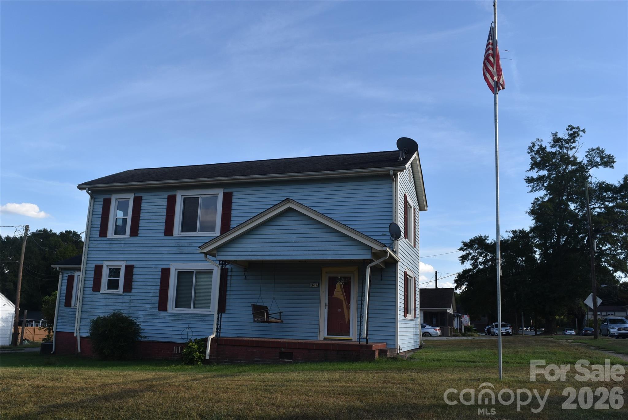 301 Highland Street — Mount Holly