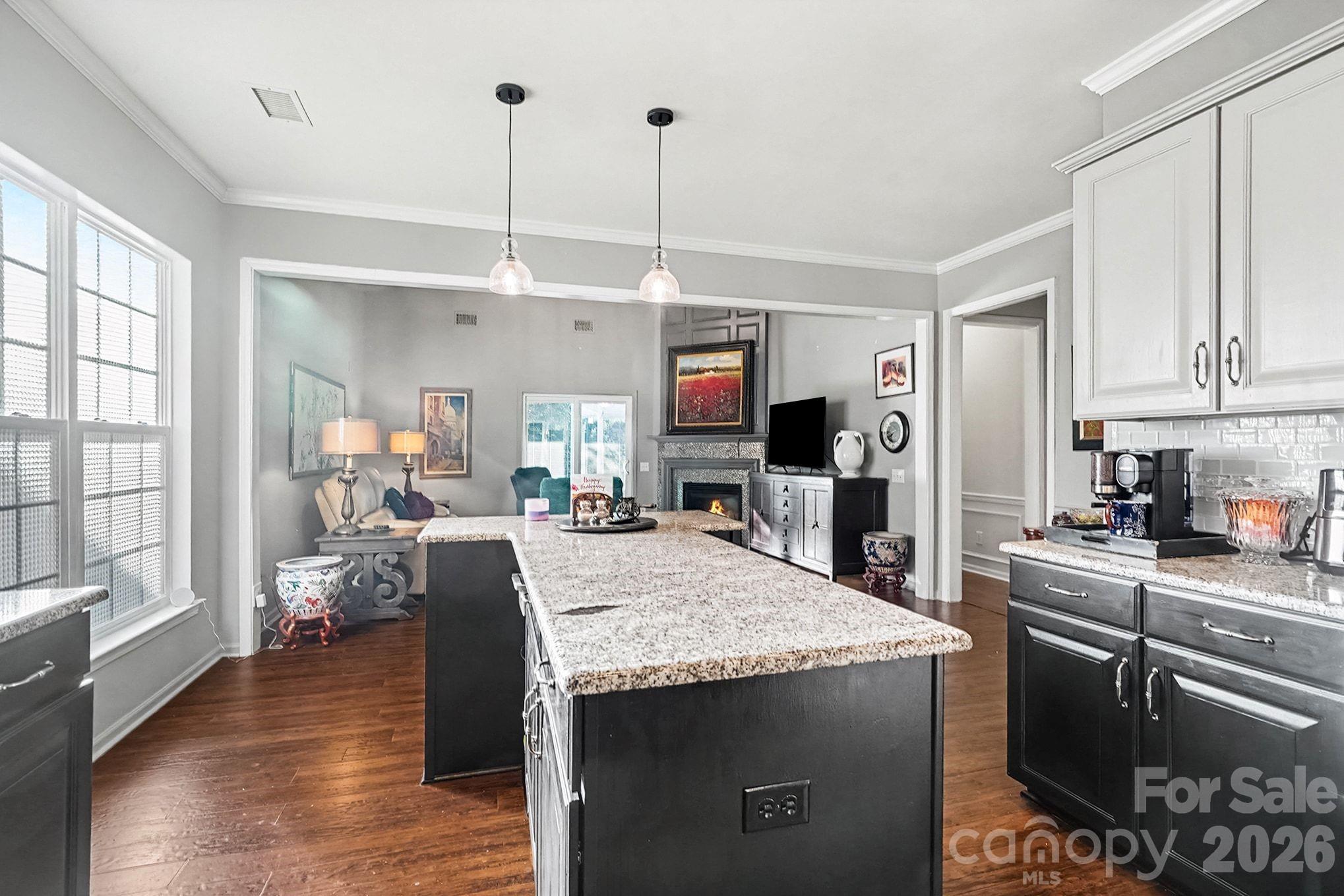 7024 Saranac Lane — Charlotte