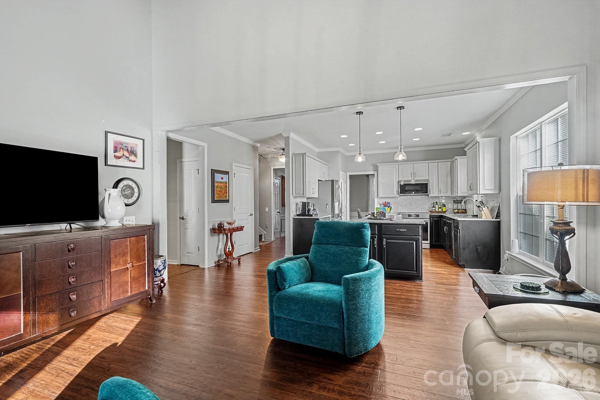 7024 Saranac Lane — Charlotte