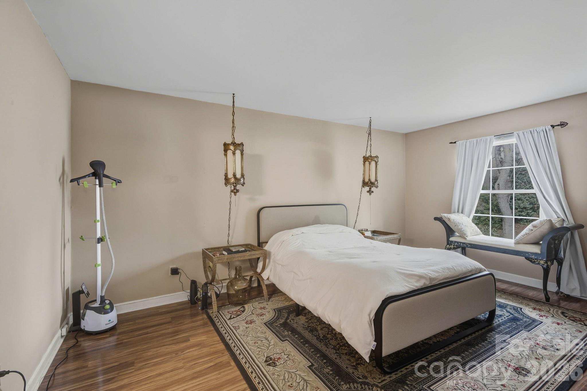 7034 Quail Hill Road — Charlotte