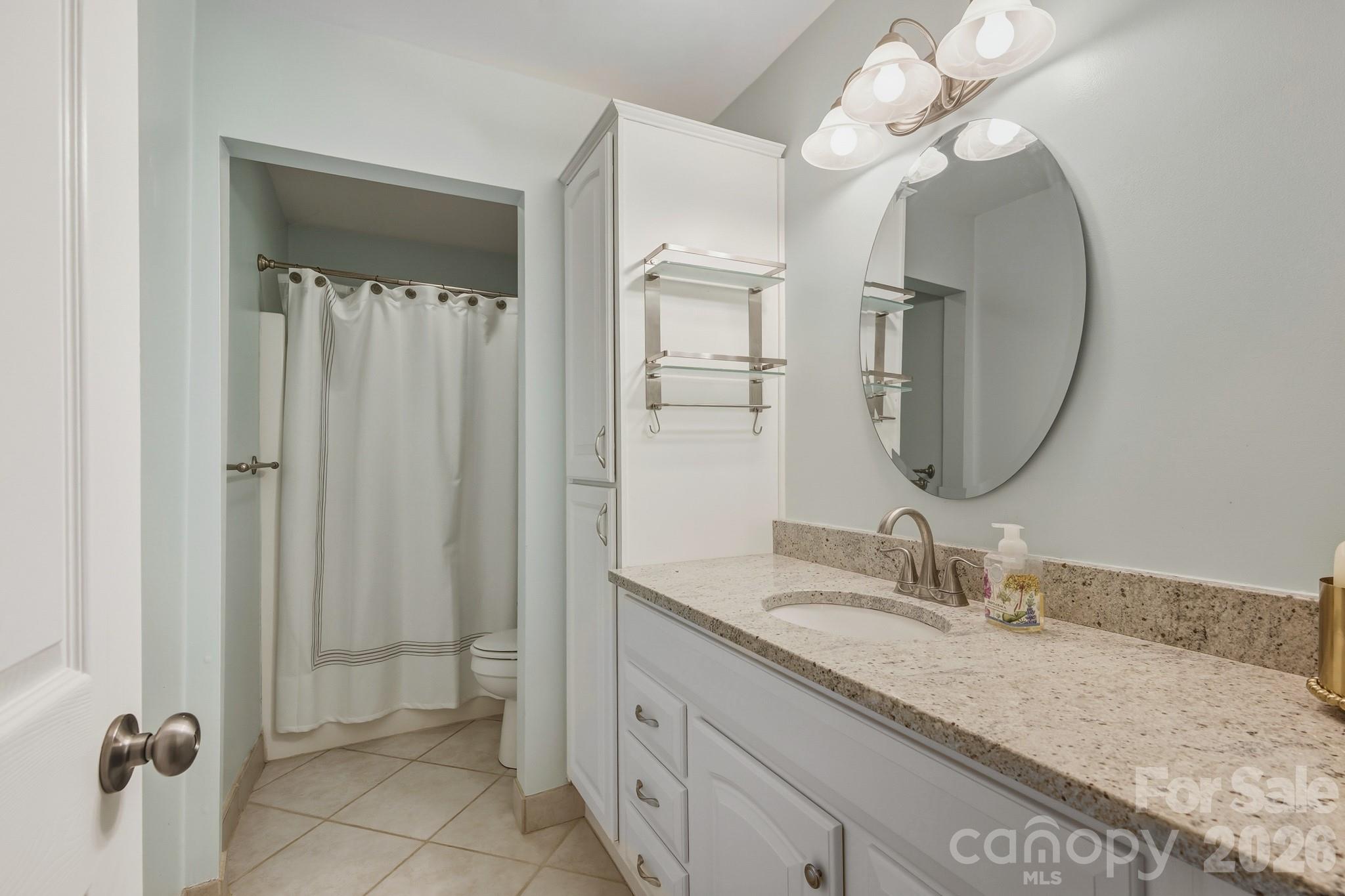 7034 Quail Hill Road — Charlotte