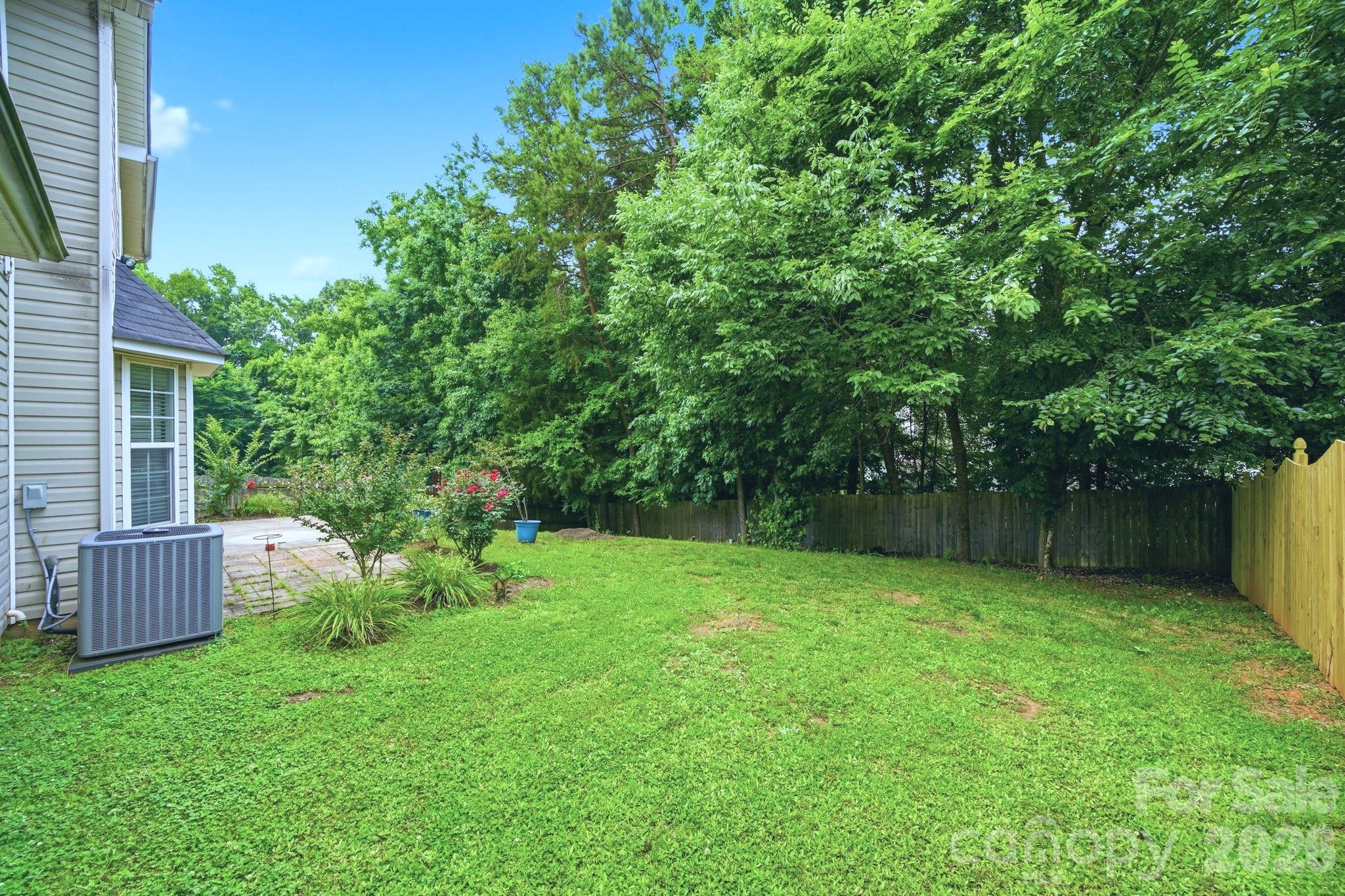 8505 Delamere Lane — Charlotte