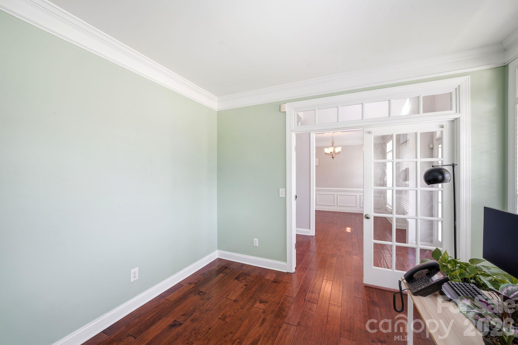 8505 Delamere Lane — Charlotte