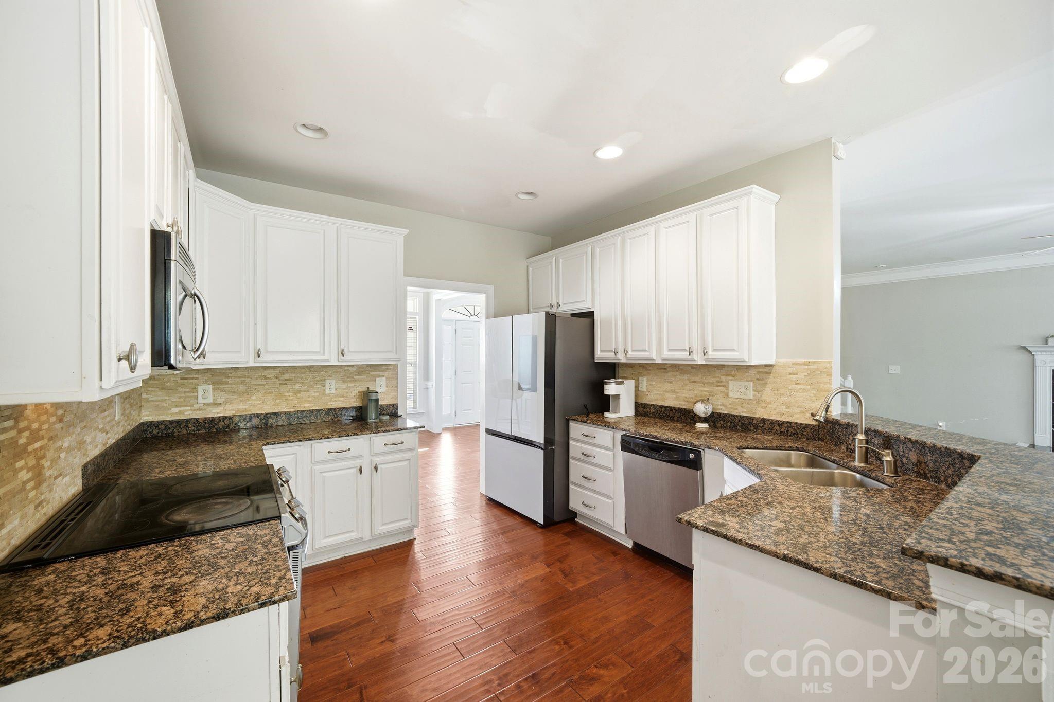 8505 Delamere Lane — Charlotte