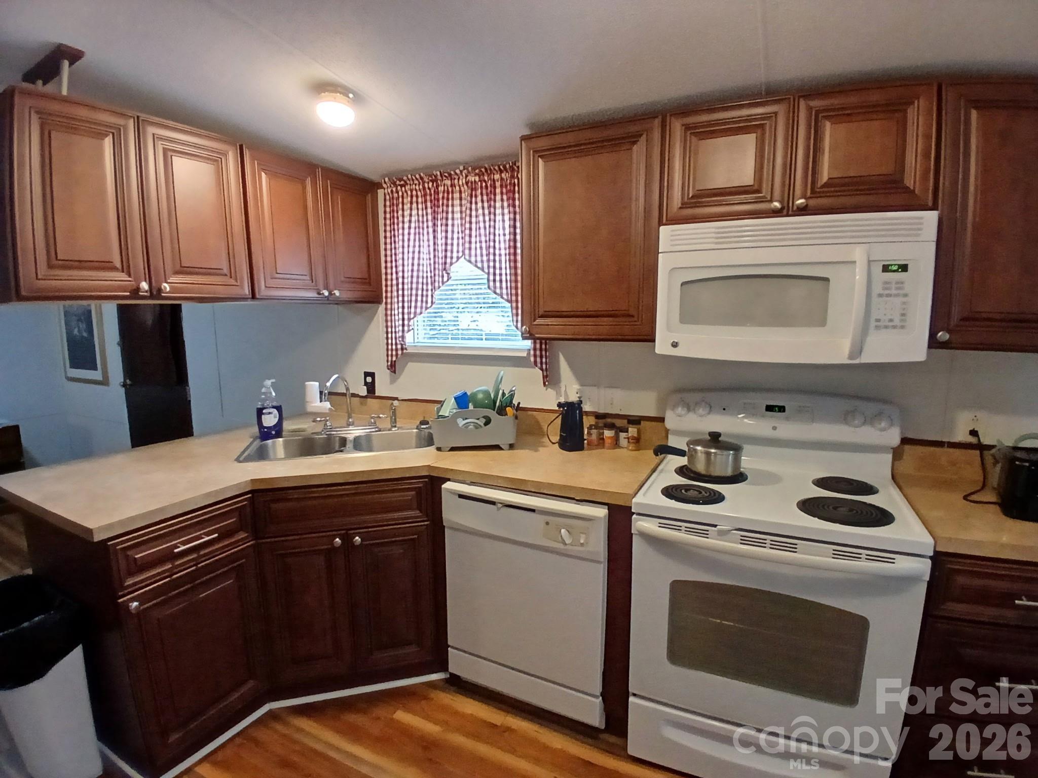 5928 Lewis Road — Gastonia