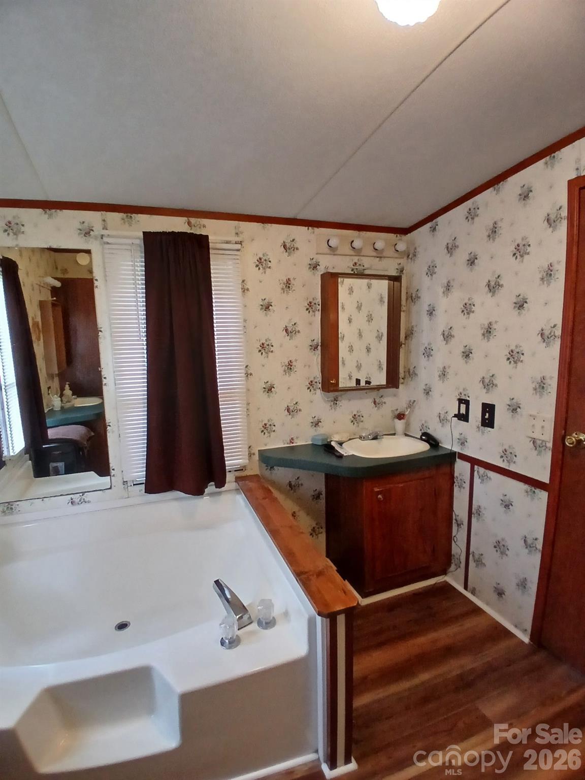 5928 Lewis Road — Gastonia