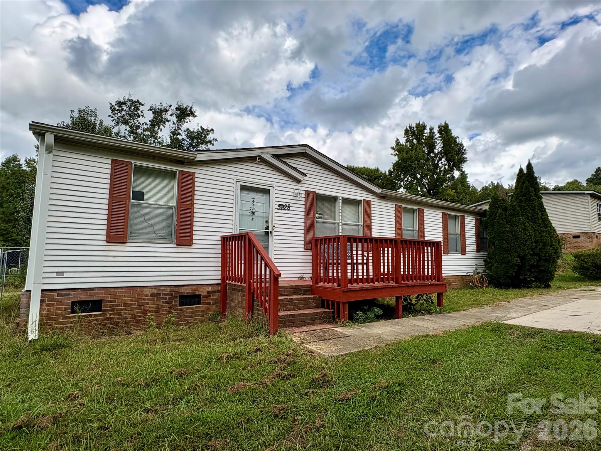 5928 Lewis Road — Gastonia