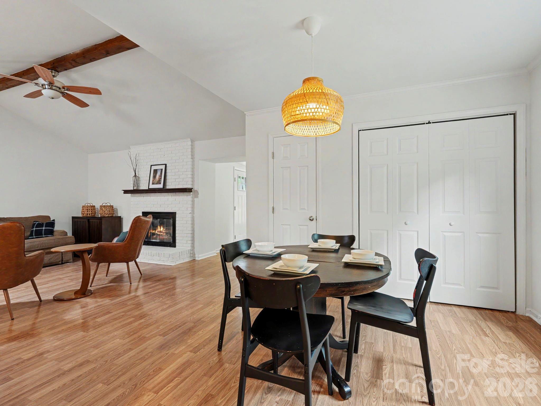 7239 Lockmont Drive — Charlotte
