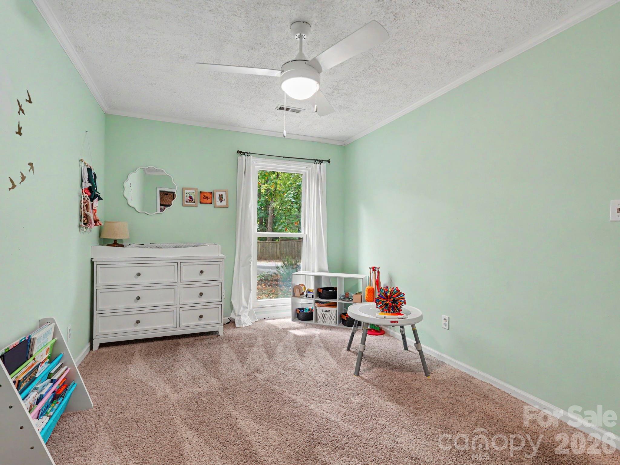 7239 Lockmont Drive — Charlotte