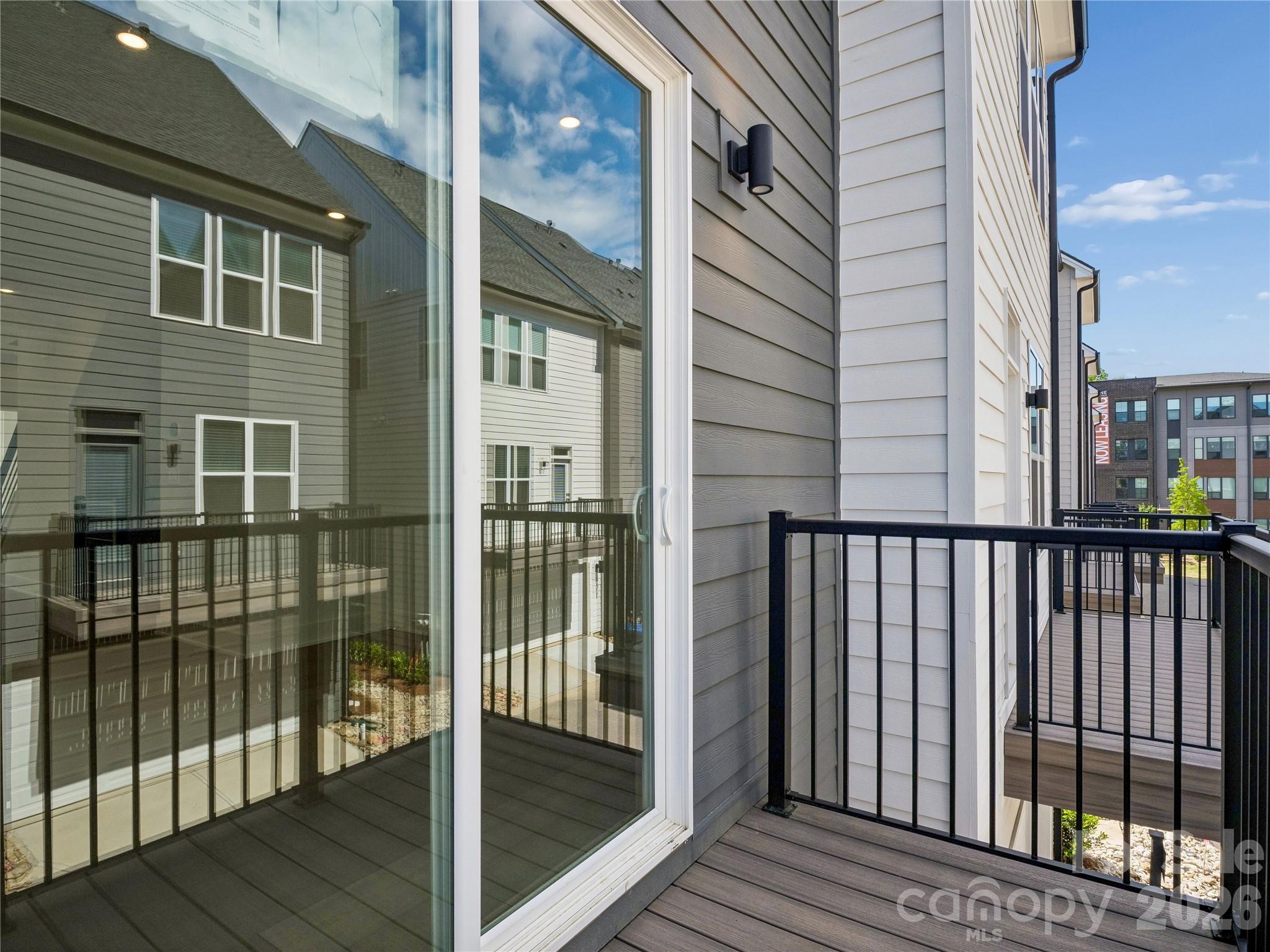 3708 S Tryon Street — Charlotte