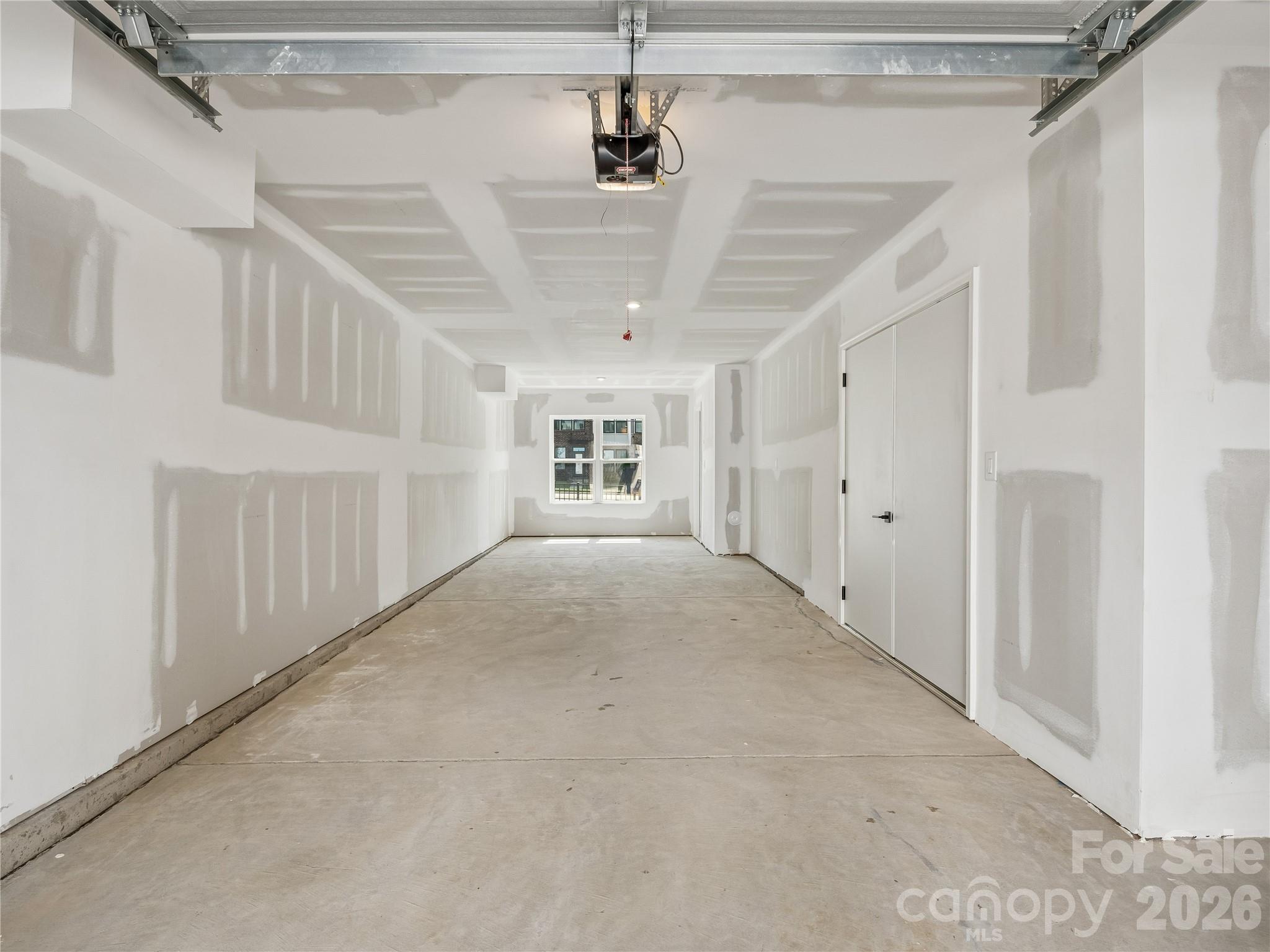 3708 S Tryon Street — Charlotte